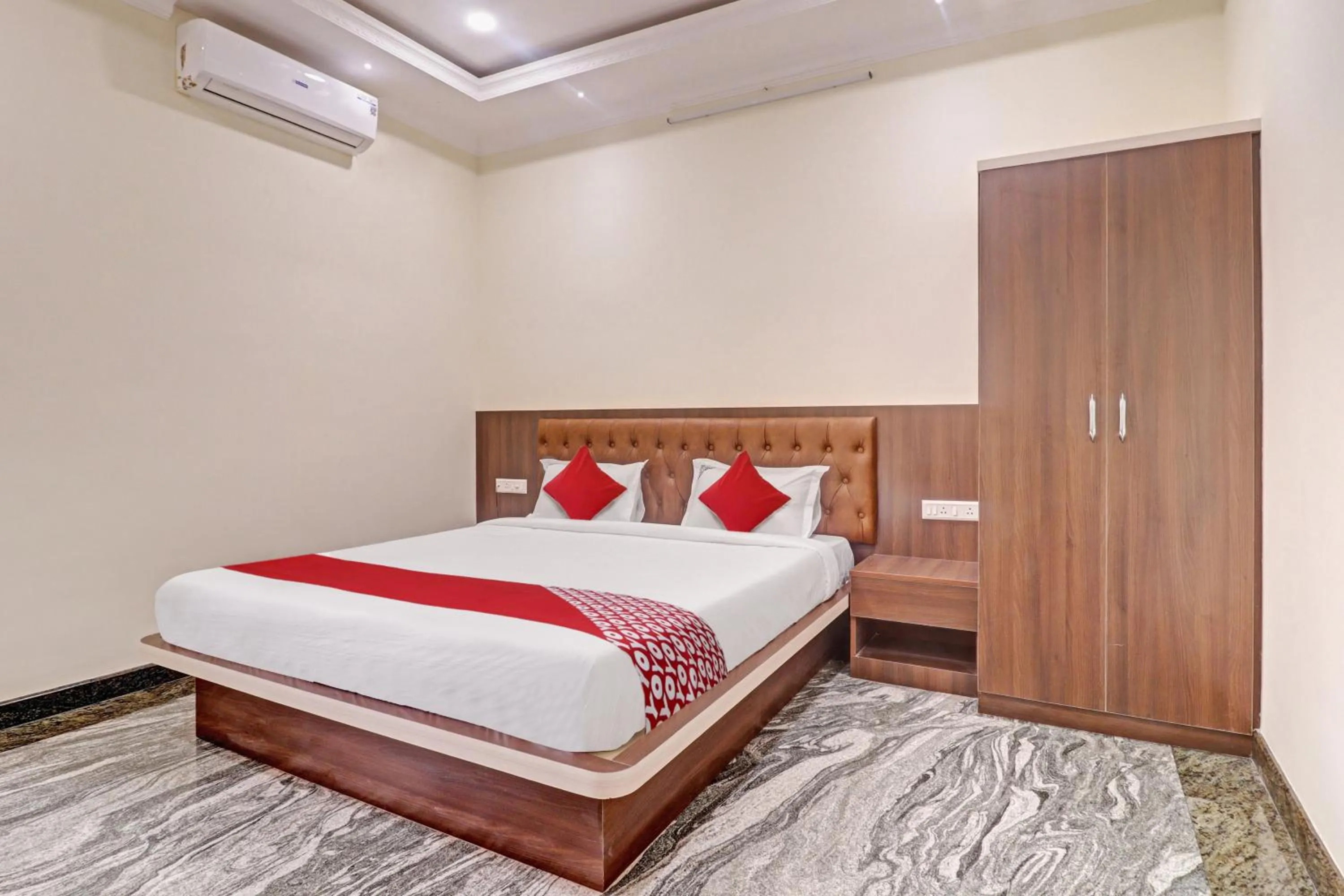 Bedroom, Bed in Super Collection O Ashraya Paradise