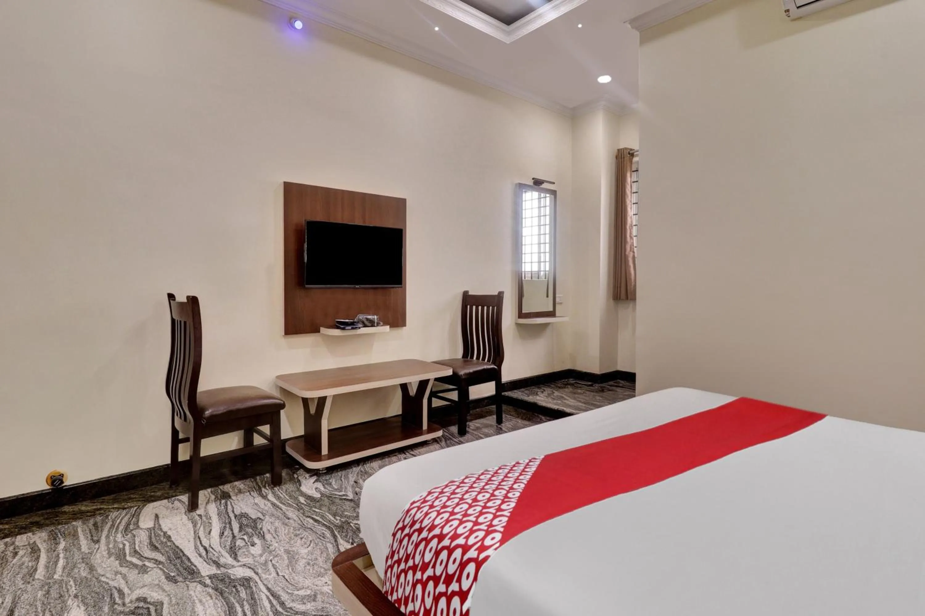 Bedroom, Bed in Super Collection O Ashraya Paradise