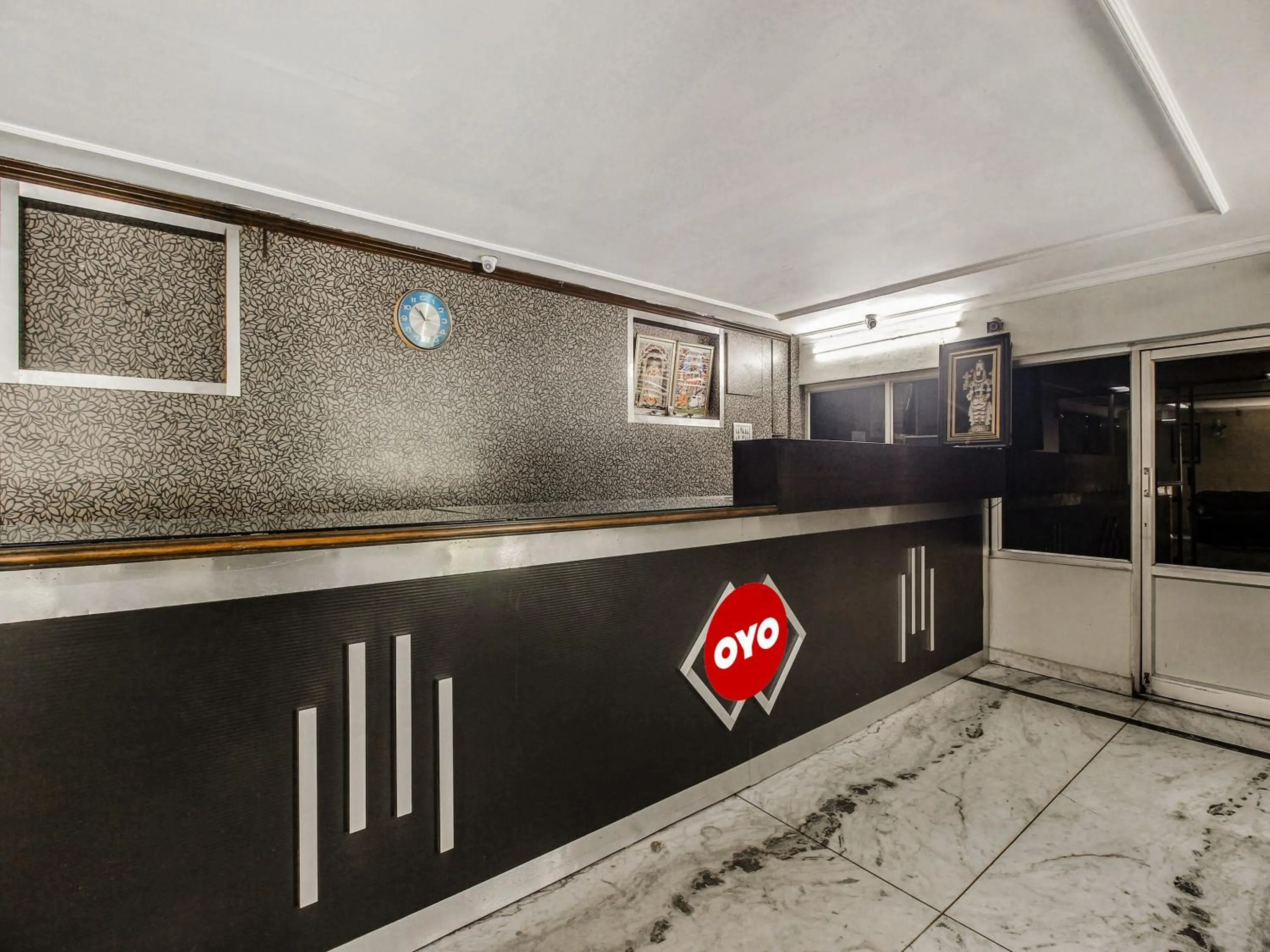 Lobby or reception in Hotel O Bharat Lodge