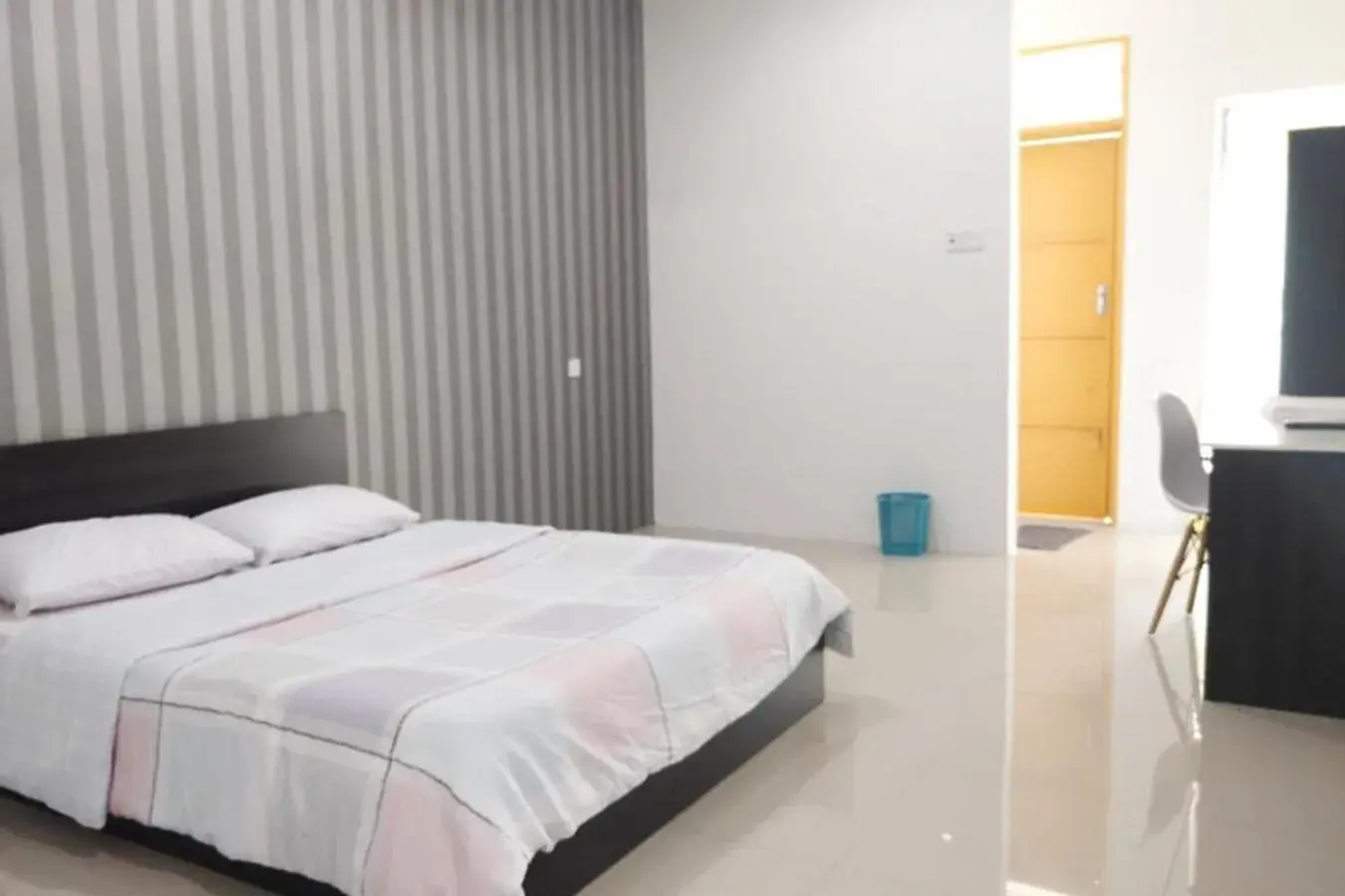 Bed in Summer Hotel Bed in Summer Hotel