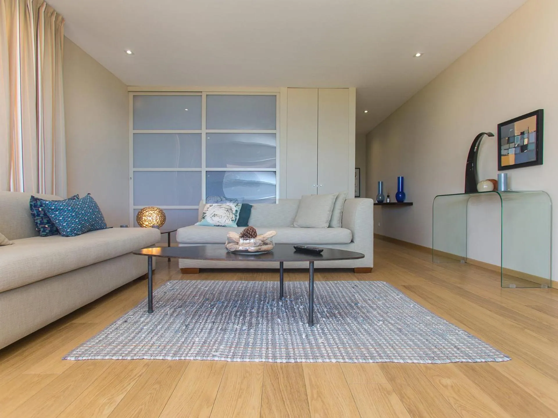 Bedroom in Hôtel La Caravelle
