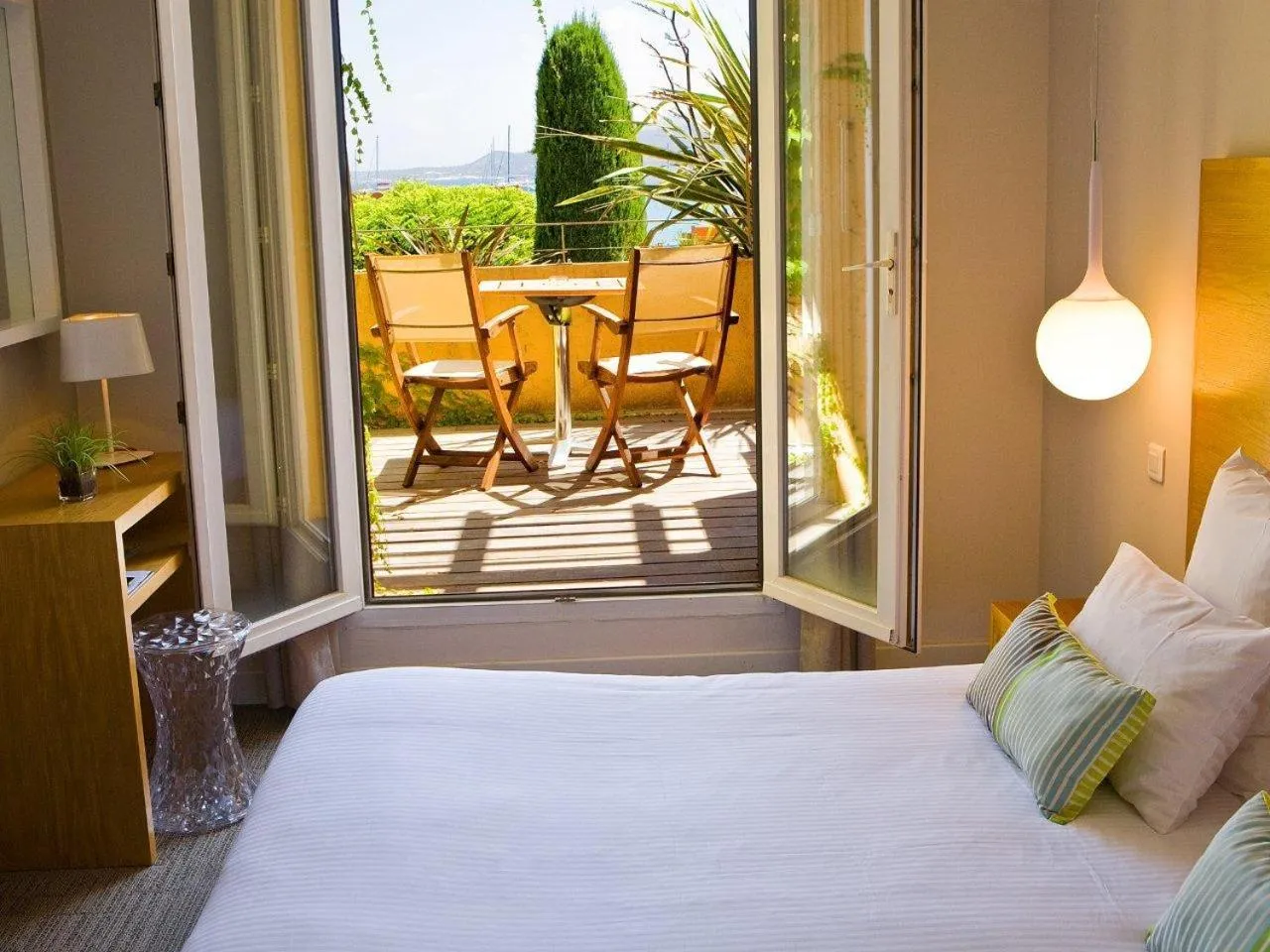 Balcony/Terrace in Hôtel La Caravelle