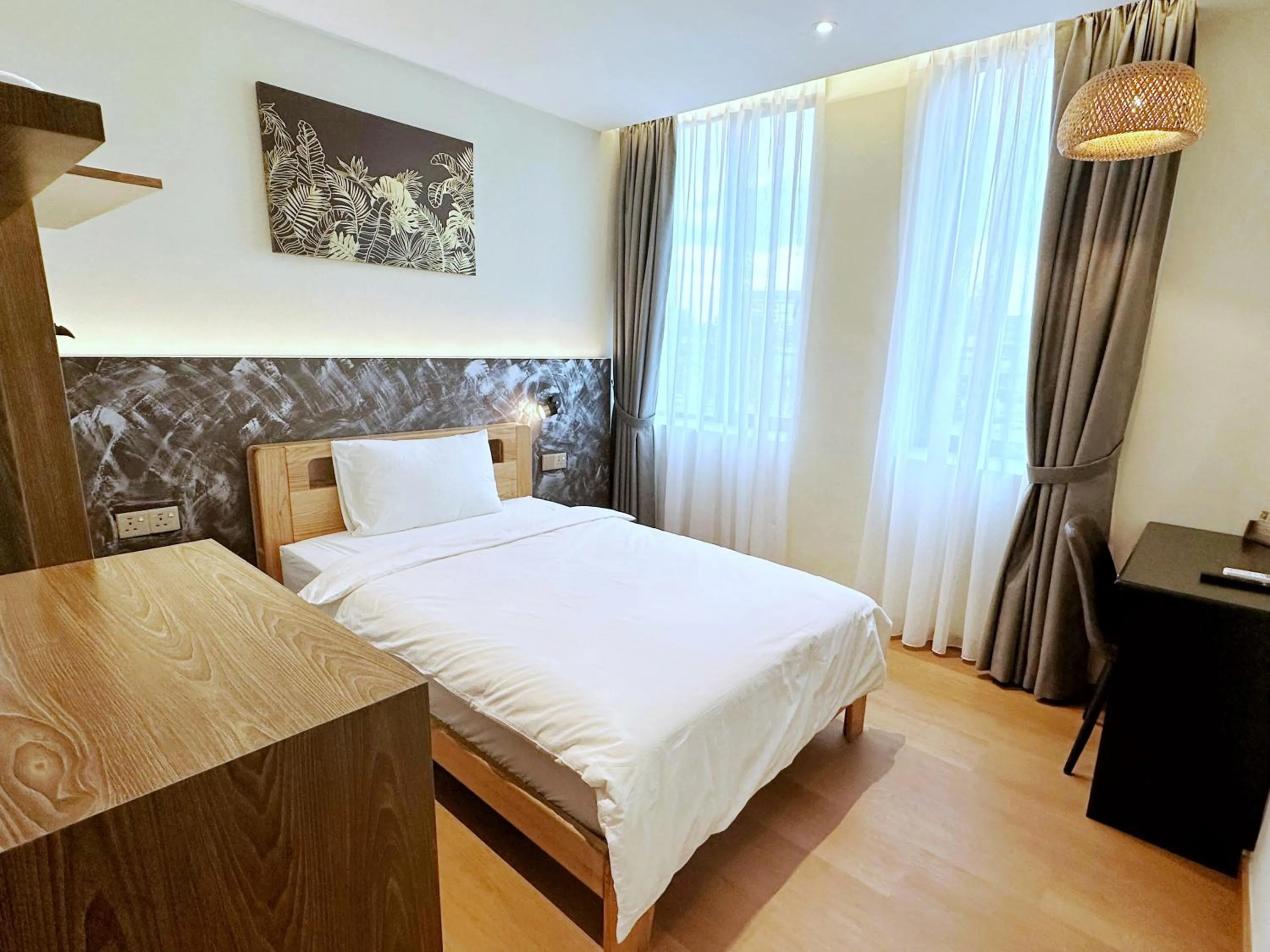 Bedroom, Bed in The Borneo Hotel