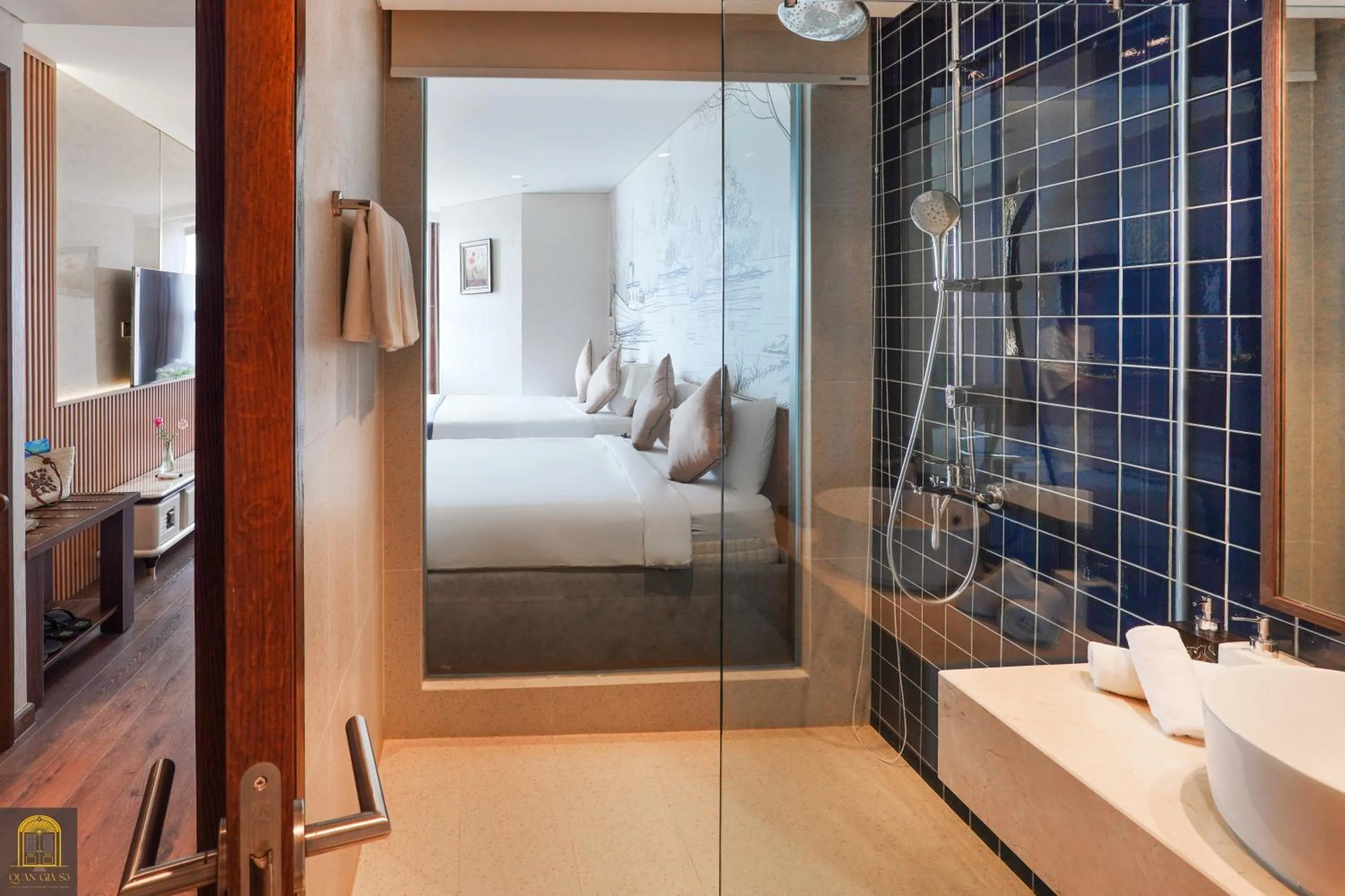 Bathroom, Bed in Mandala Pearl Azure Retreat