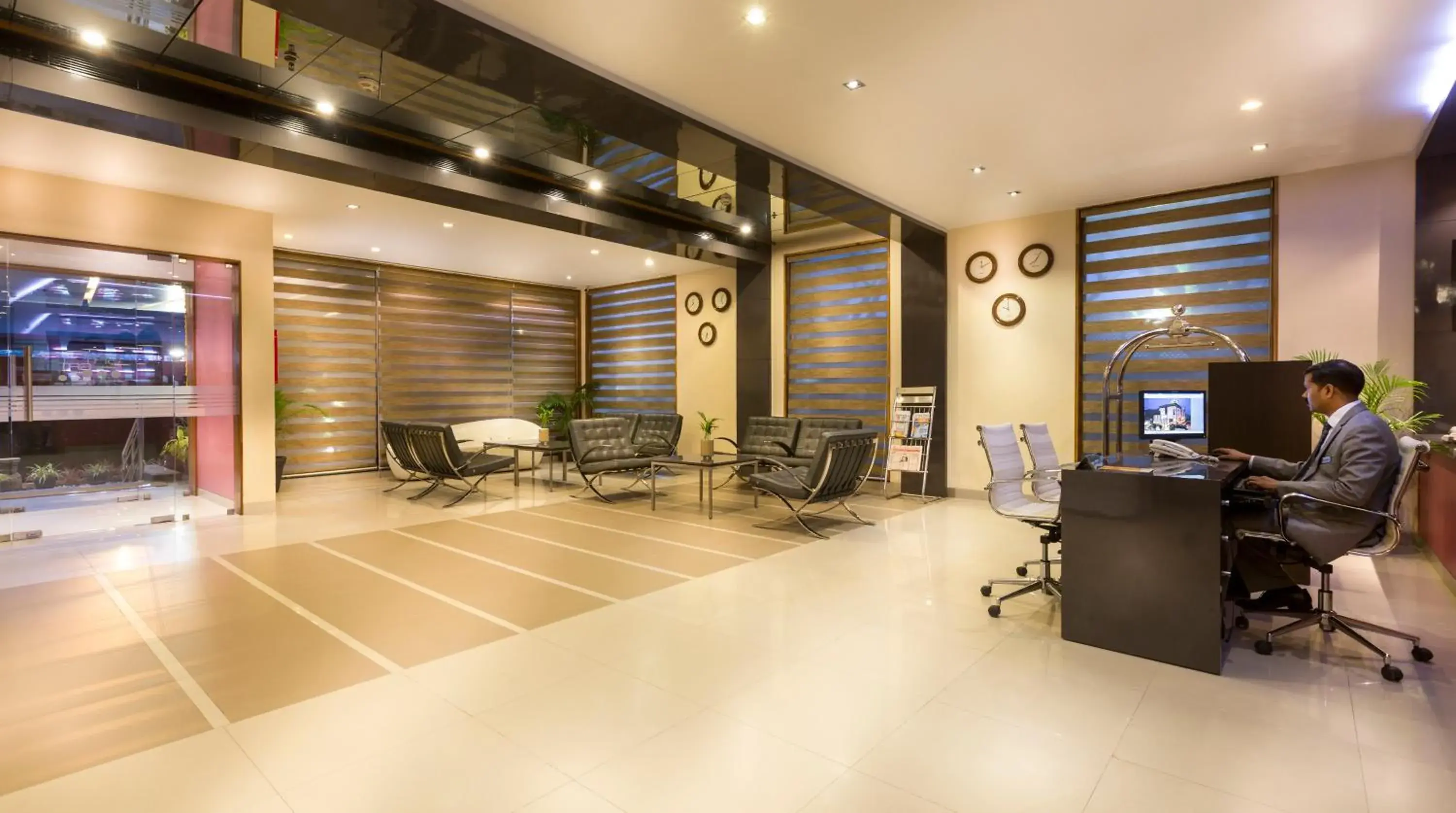 Living room in Regency Sameera Vellore by GRT Hotels Living room in Regency Sameera Vellore by GRT Hotels