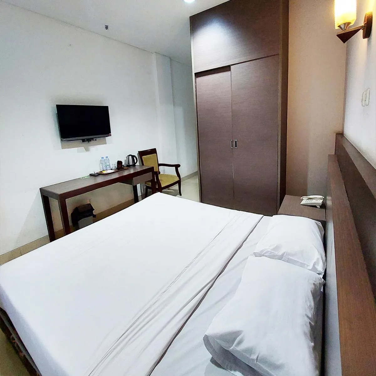 Bed in Sangga Buana Resort & Convention Hotel