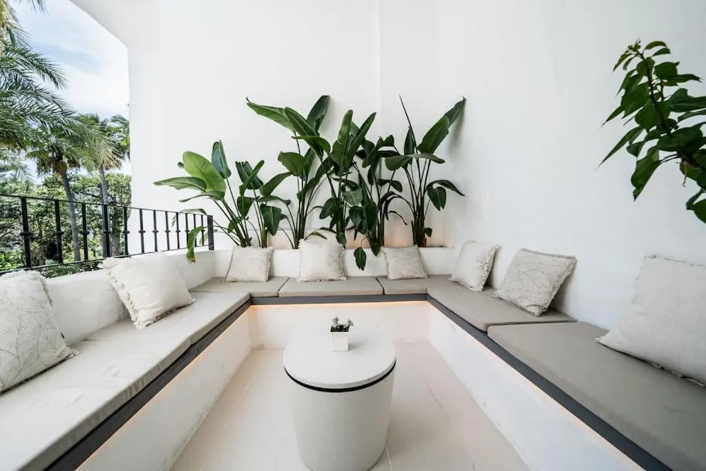Luxury apartment in Puerto Banus La Alcazaba