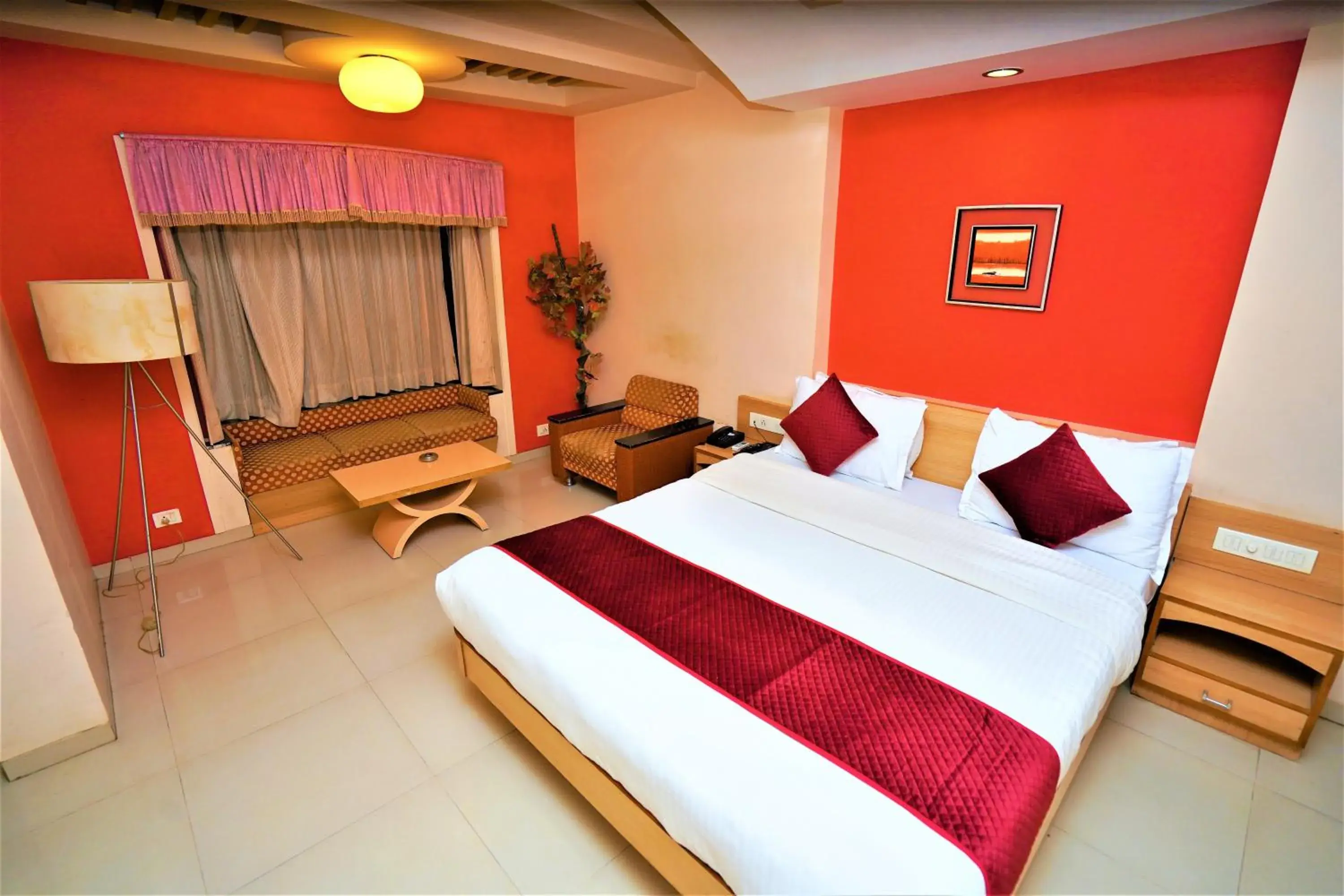 Bedroom, Bed in New Hotel Europa Inn Bedroom, Bed in New Hotel Europa Inn