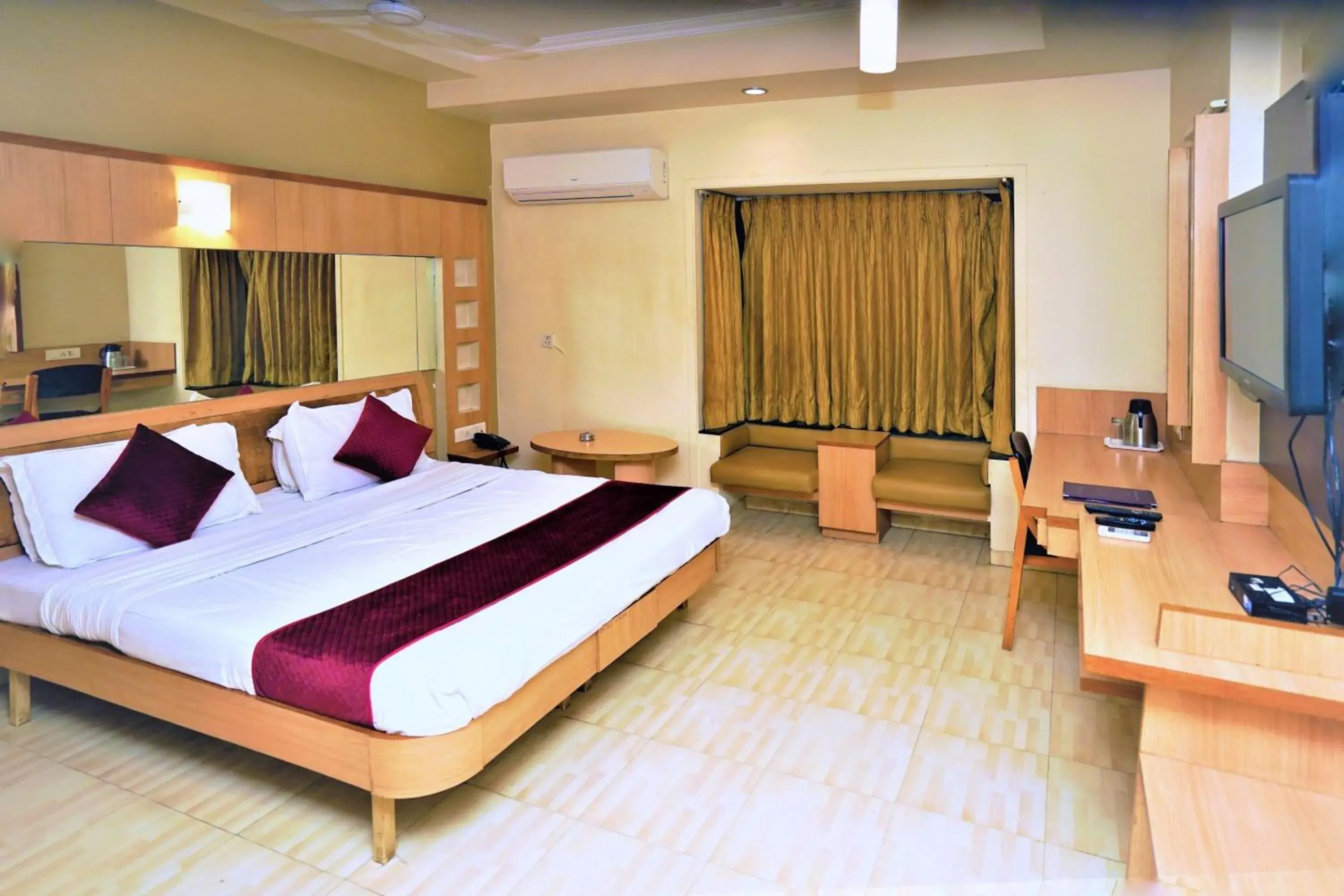 Bed in New Hotel Europa Inn Bed in New Hotel Europa Inn