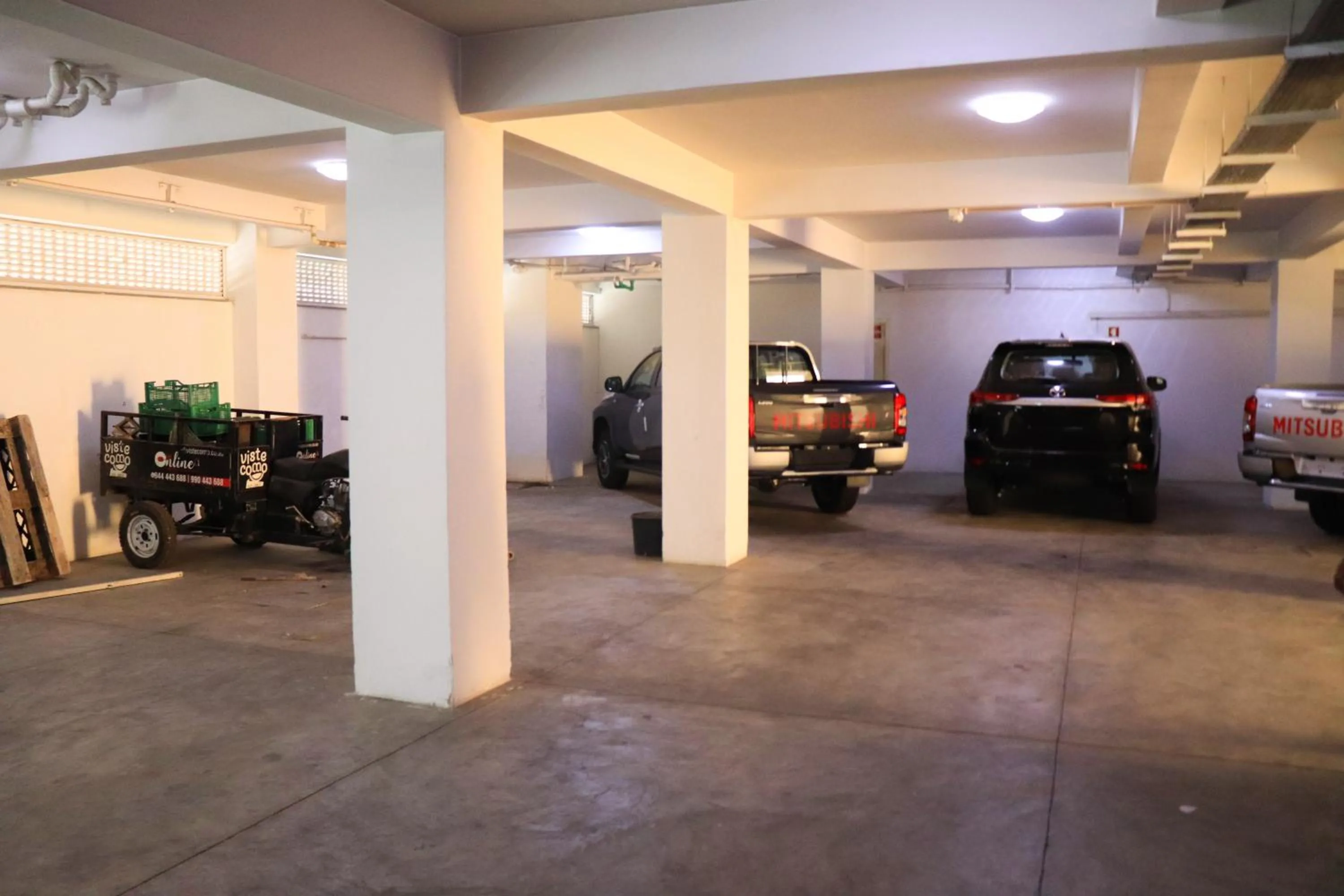 Parking in Hotel Coral Da Ilha