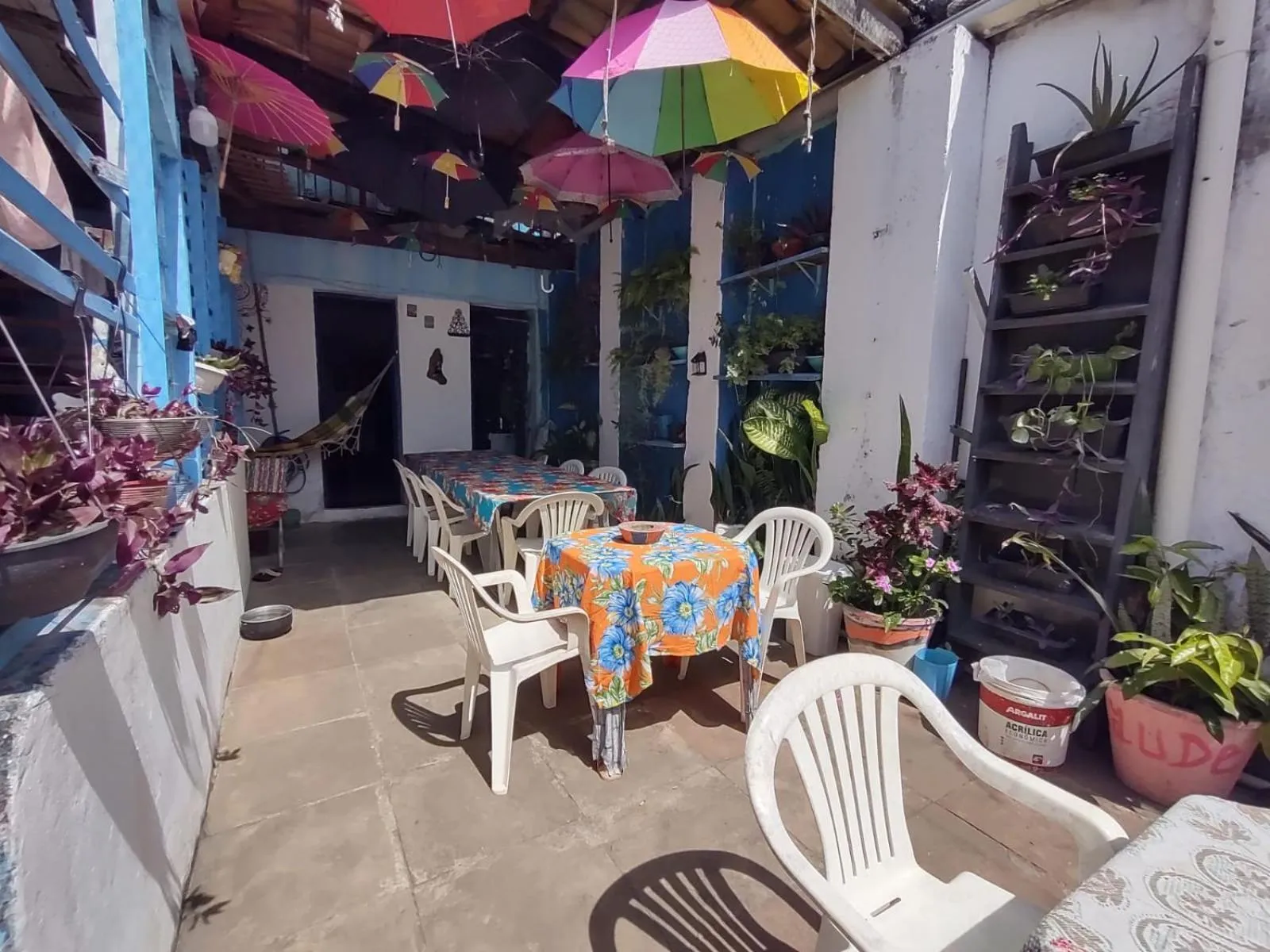 Patio in Hostel Torre Bahia