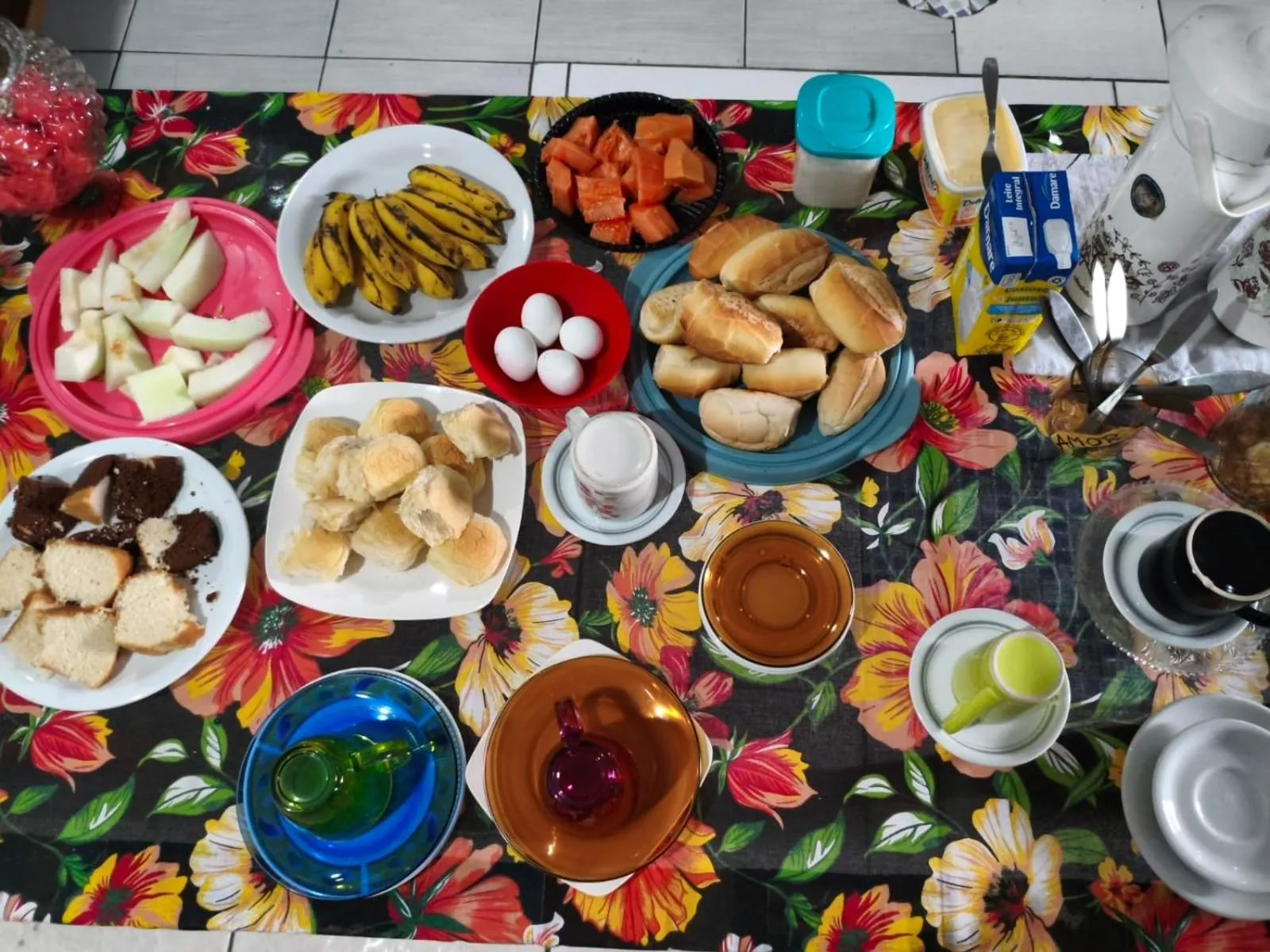 Food in Hostel Torre Bahia
