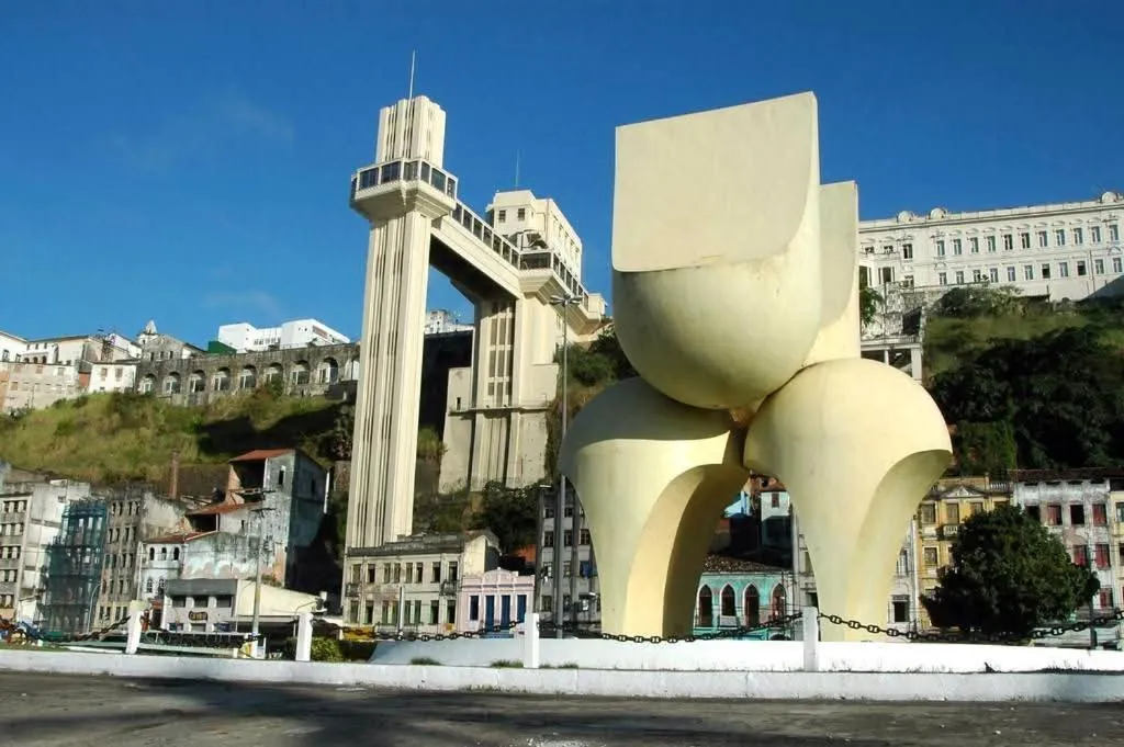 Nearby landmark in Hostel Torre Bahia