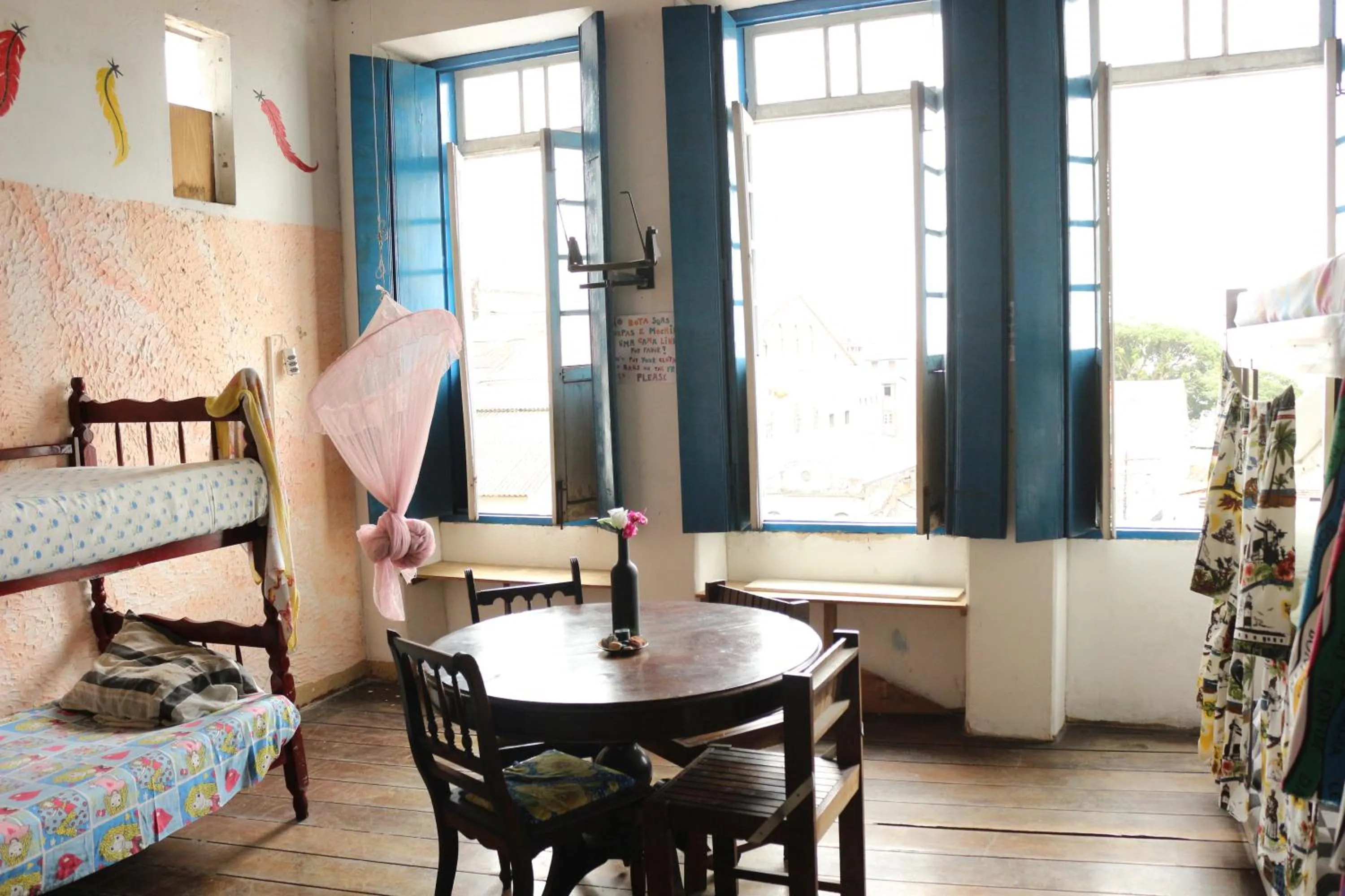 Living room, Bed in Hostel Torre Bahia