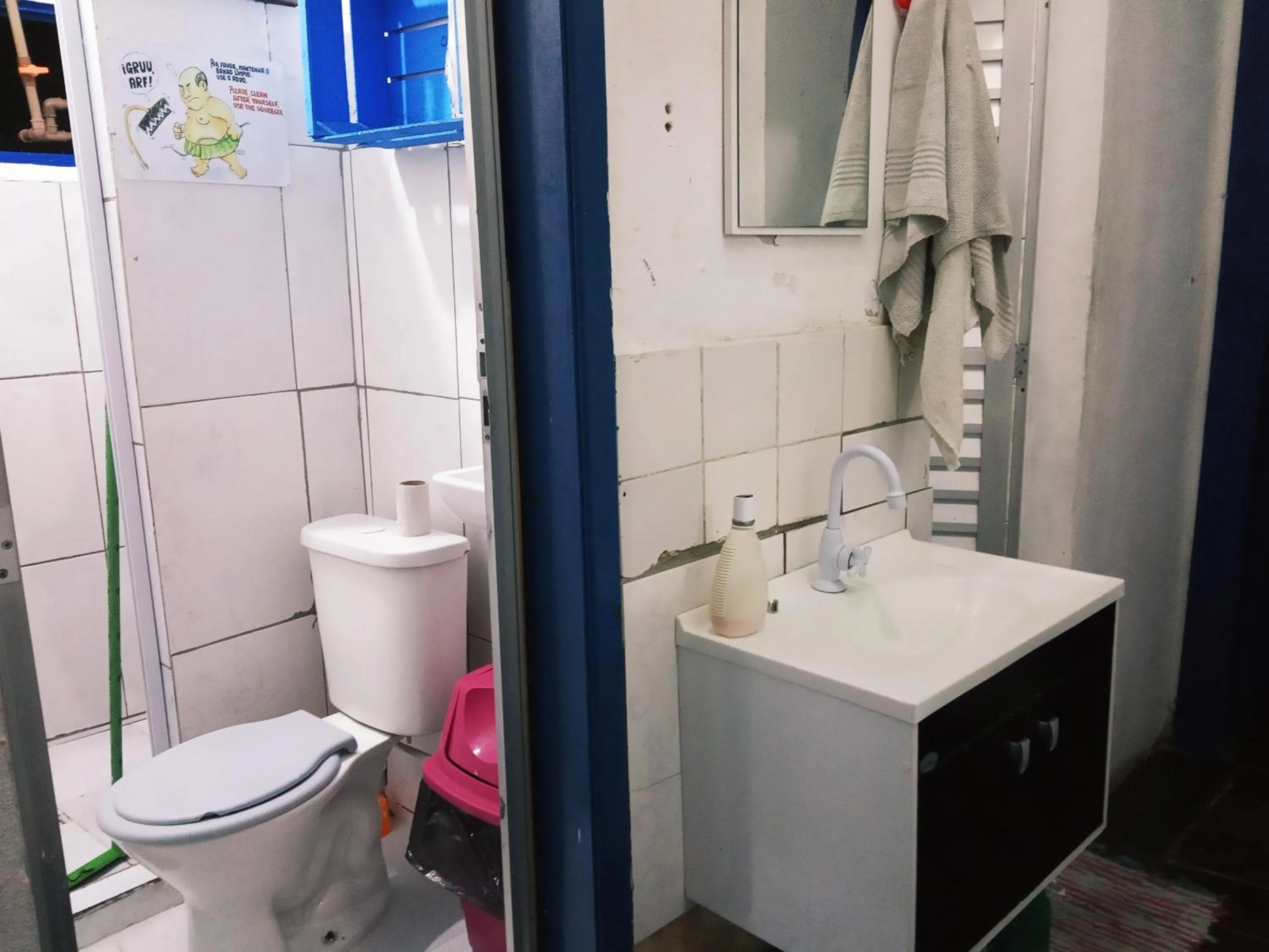 Bathroom in Hostel Torre Bahia