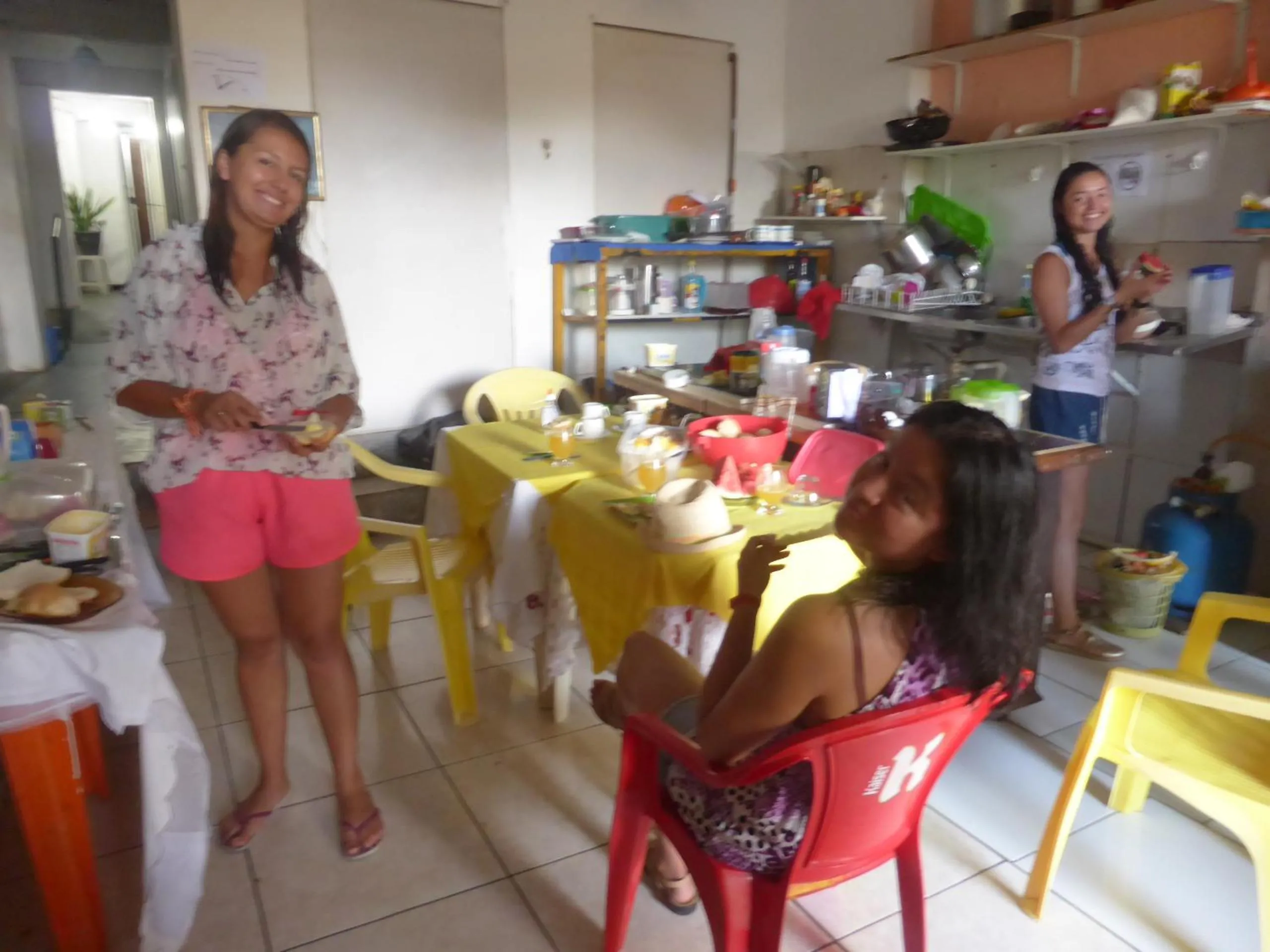 Communal kitchen in Hostel Torre Bahia