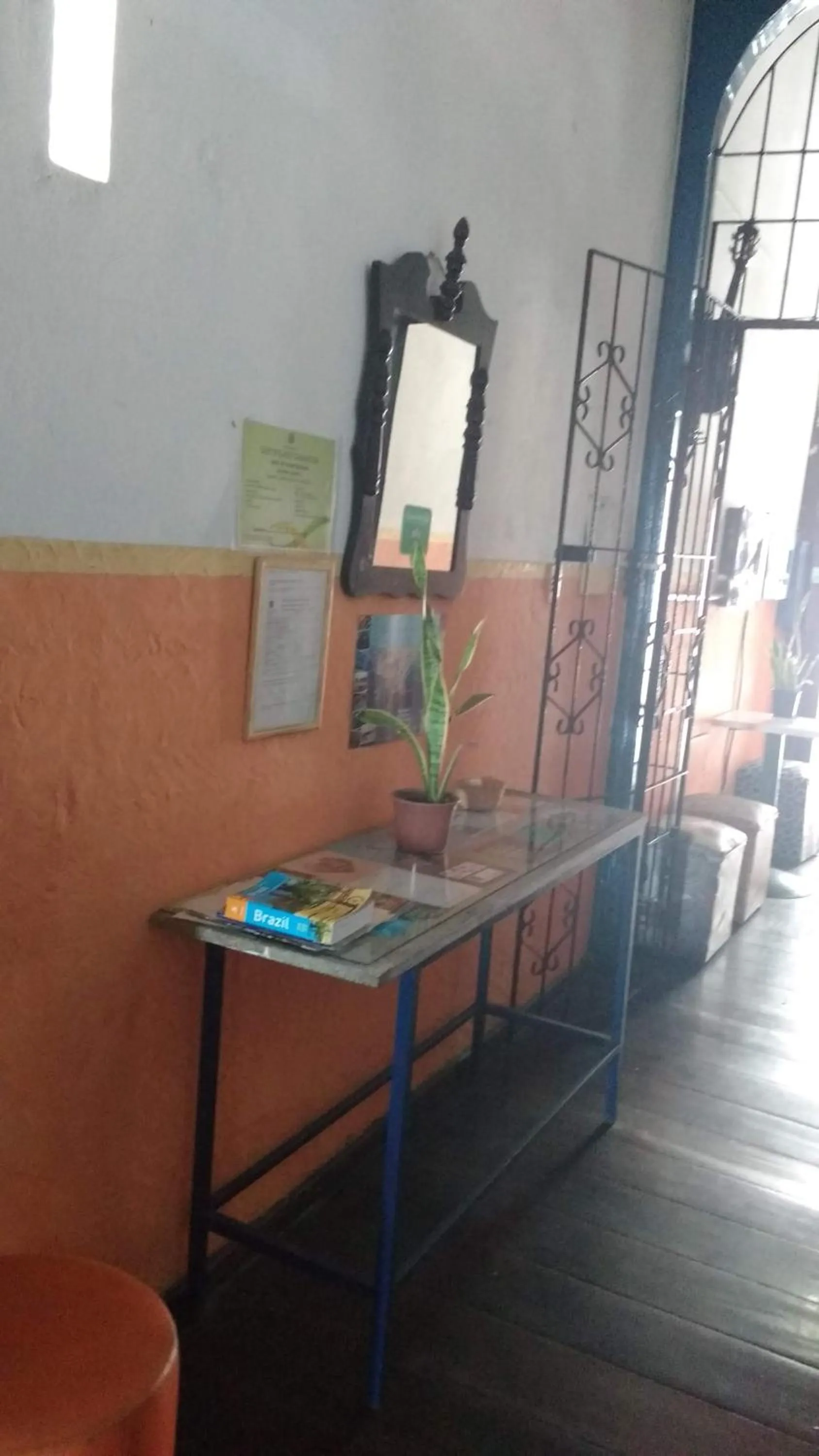 Facade/entrance in Hostel Torre Bahia