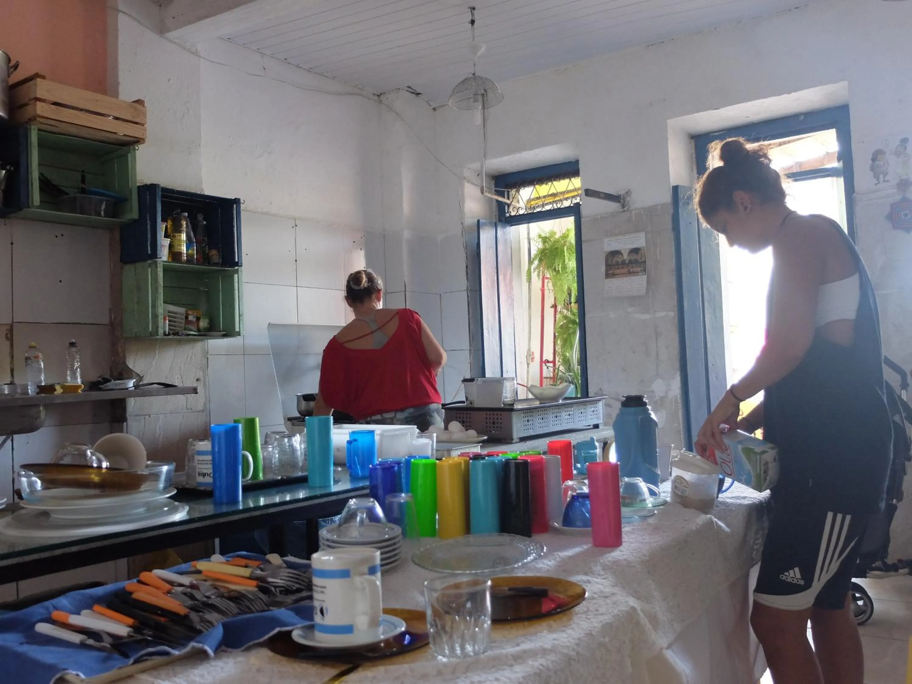 Communal kitchen in Hostel Torre Bahia
