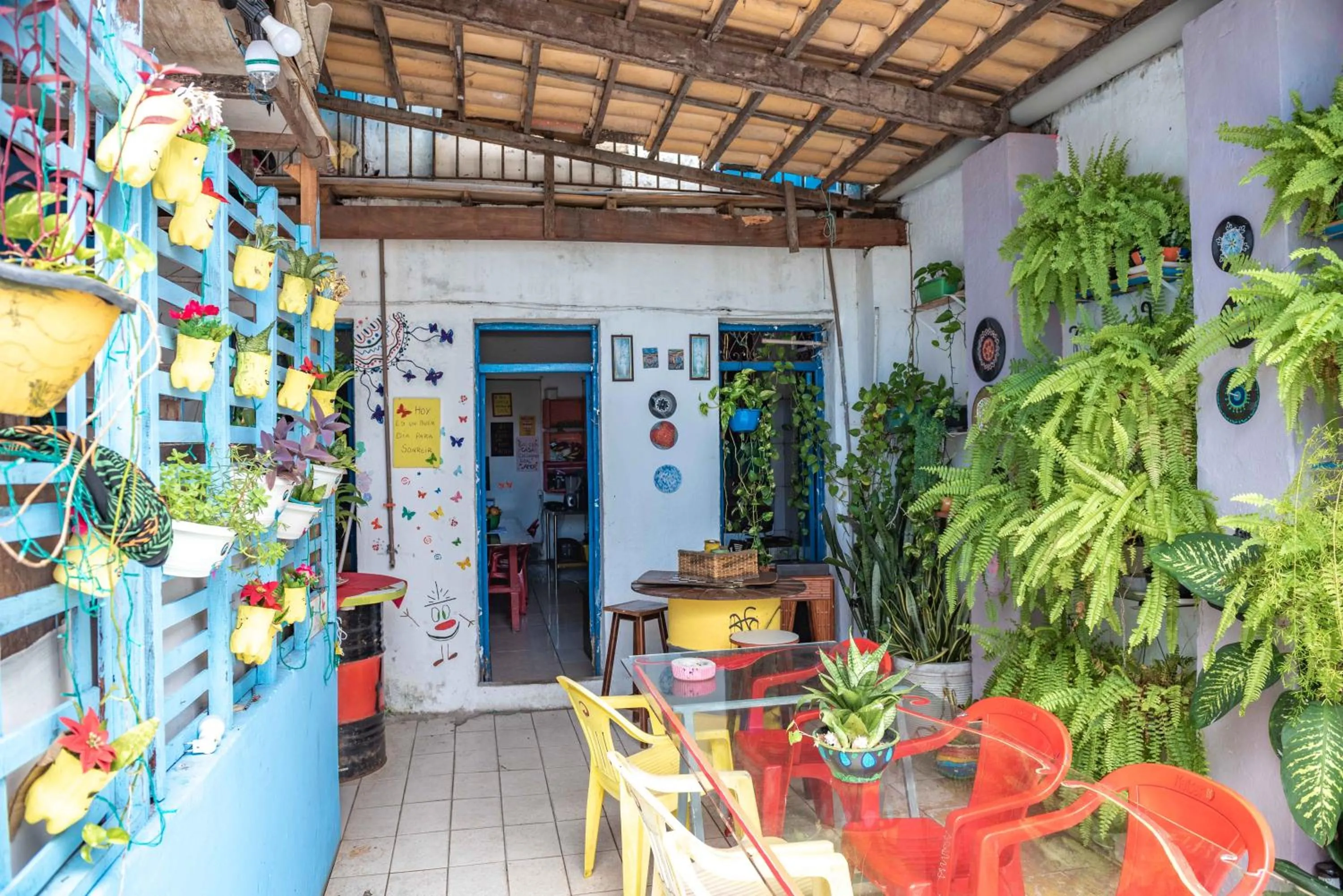 Patio in Hostel Torre Bahia