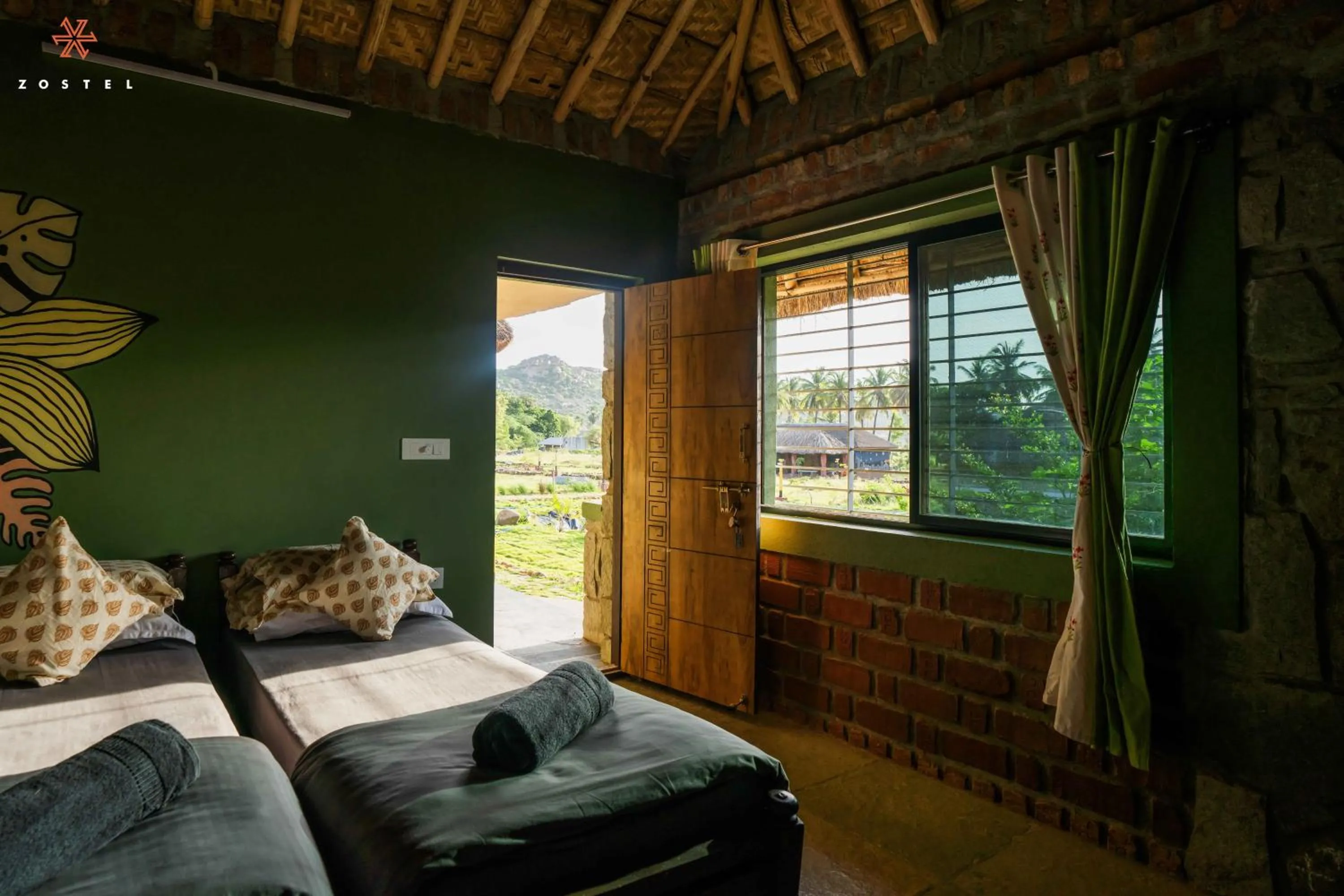 Bed in Zostel Hampi (Gangavathi)