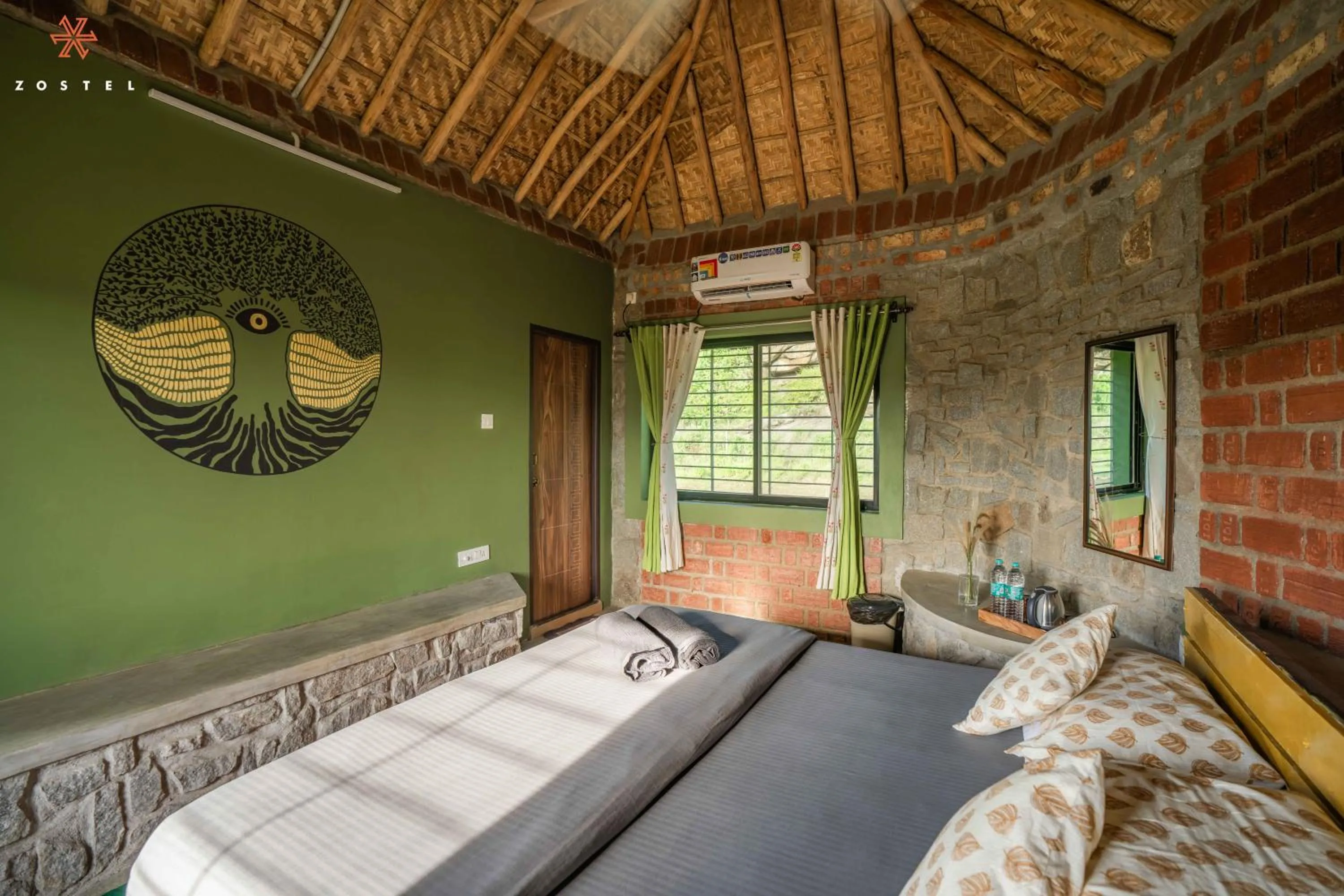 Bed in Zostel Hampi (Gangavathi)