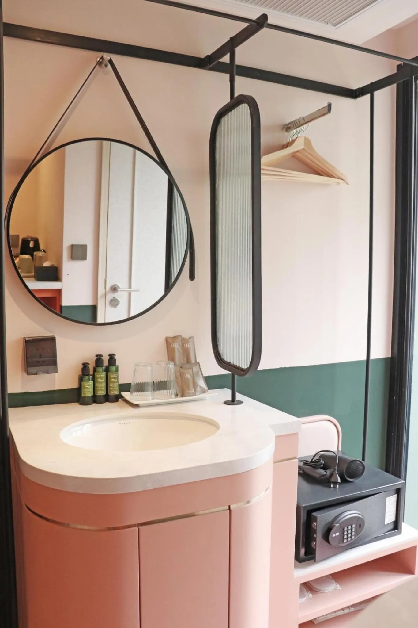 Bathroom in The Quarter Ratchathewi by UHG