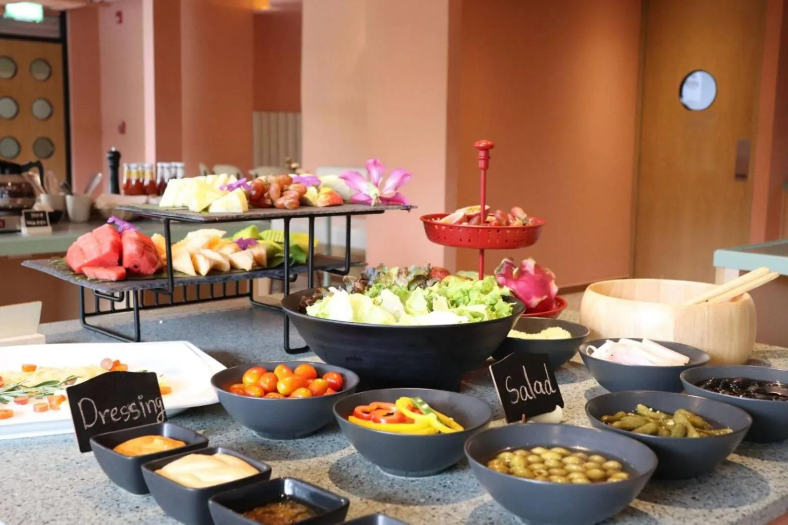 Restaurant/places to eat in The Quarter Ratchathewi by UHG