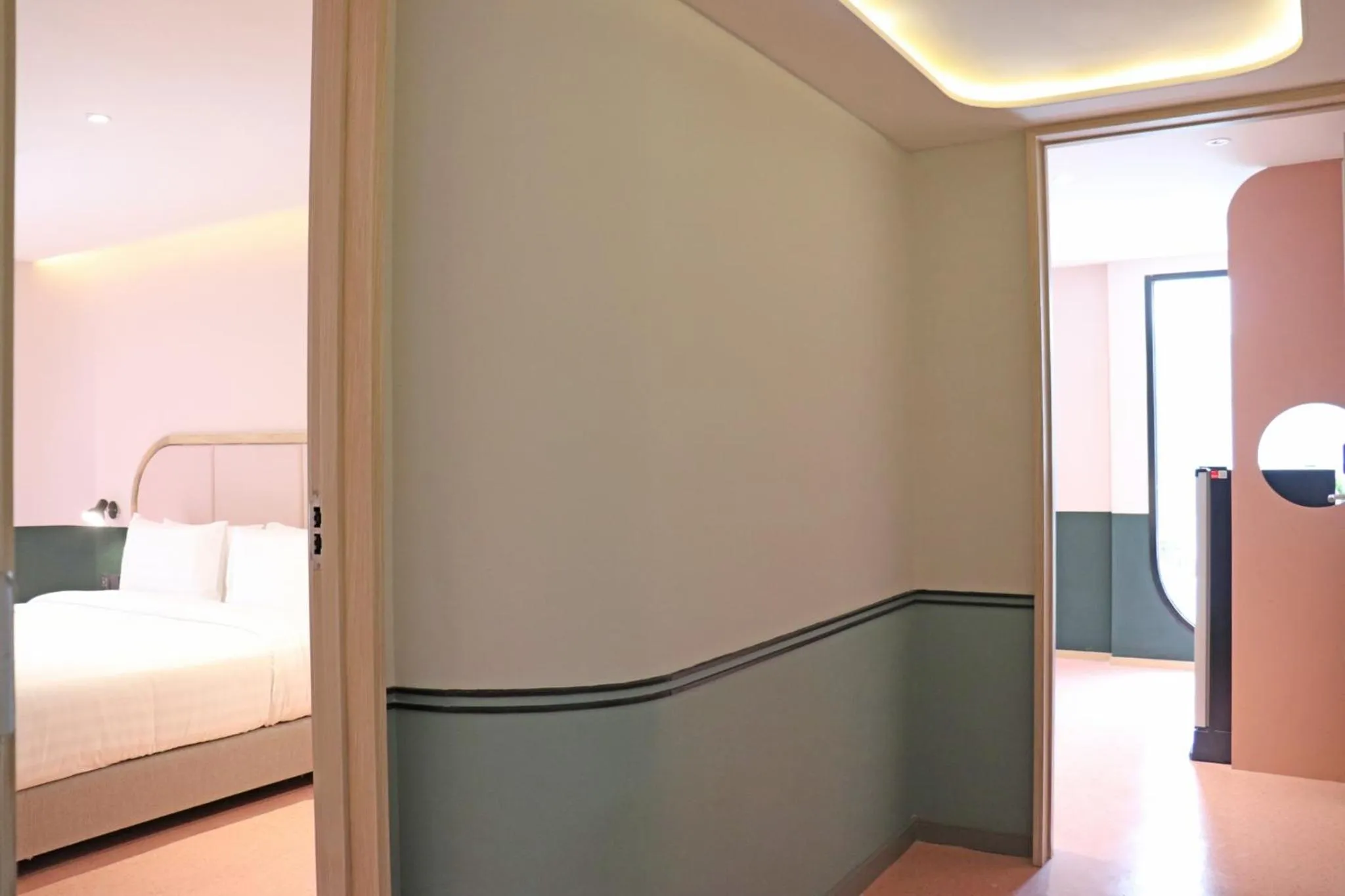 Bedroom, Bed in The Quarter Ratchathewi by UHG