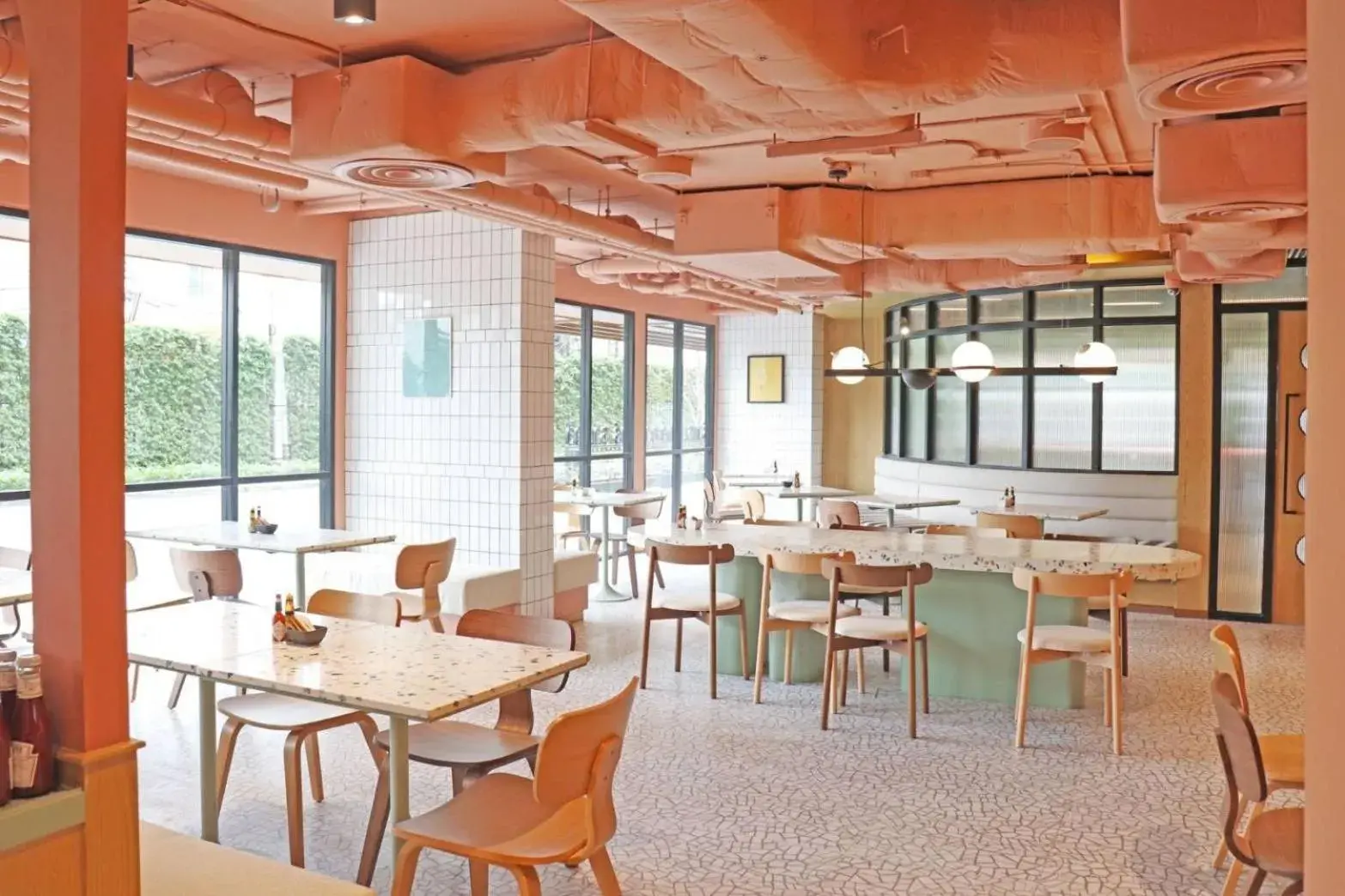 Restaurant/places to eat in The Quarter Ratchathewi by UHG Restaurant/places to eat in The Quarter Ratchathewi by UHG