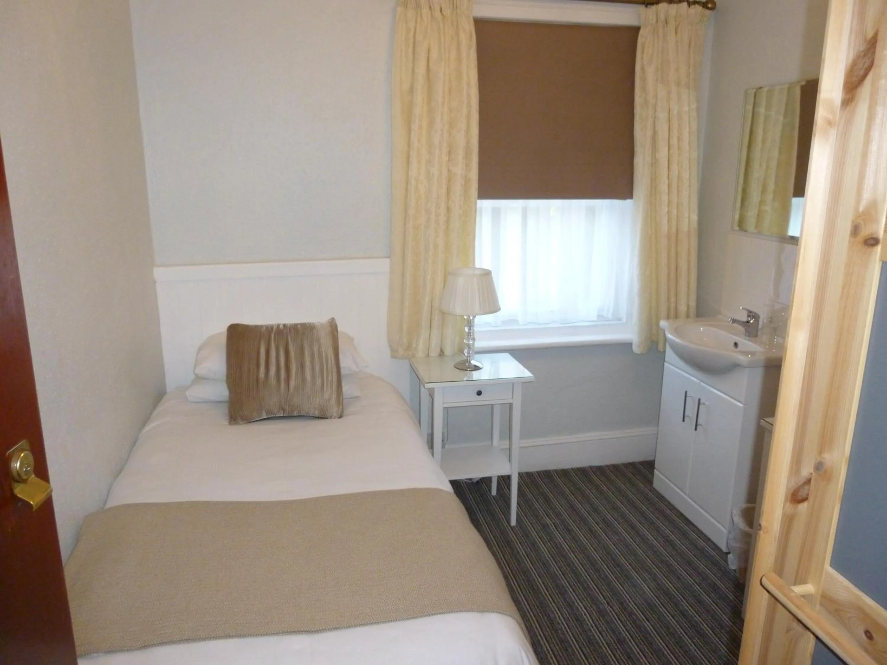 Bed in Southernhay Guest House