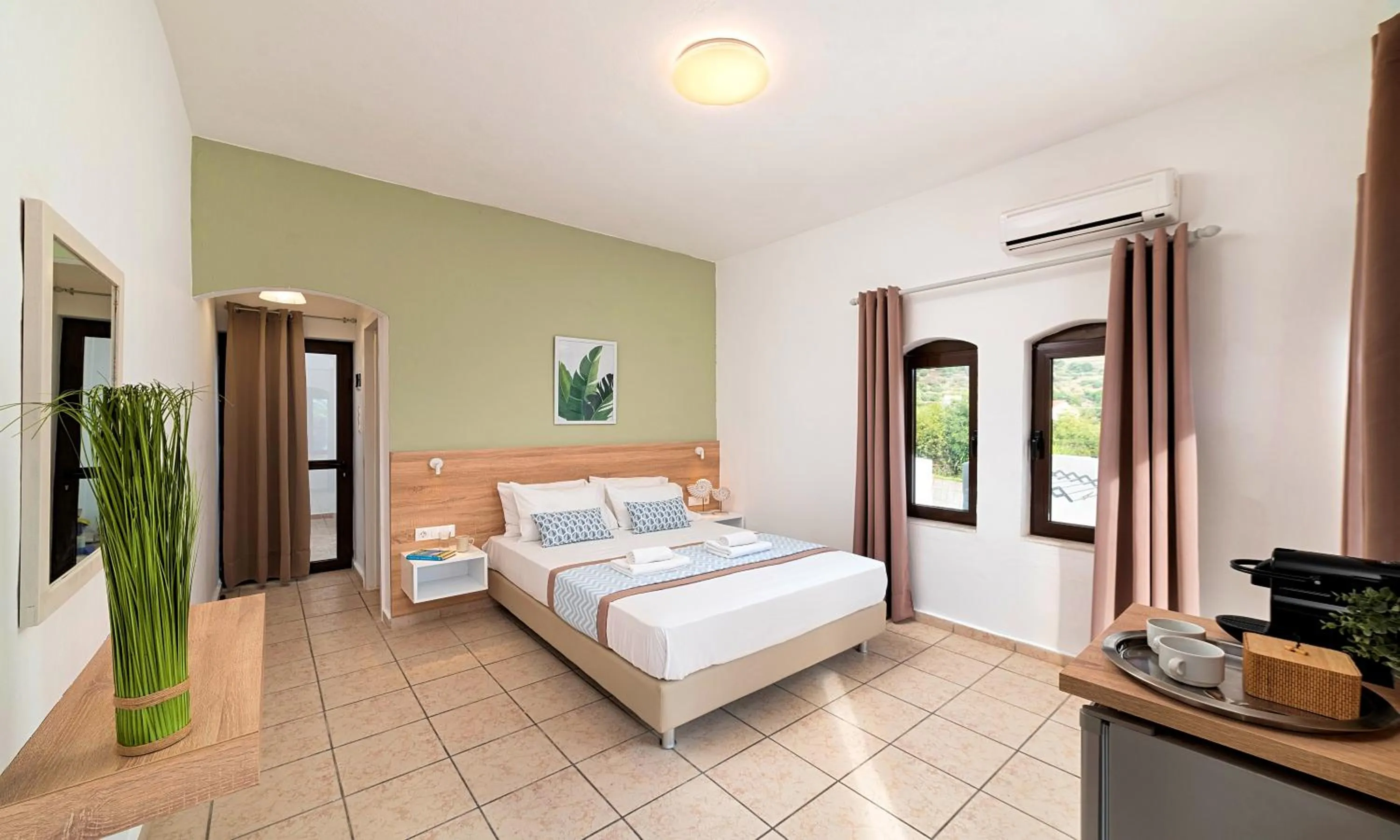 Photo of the whole room, Bed in Welcome Apts