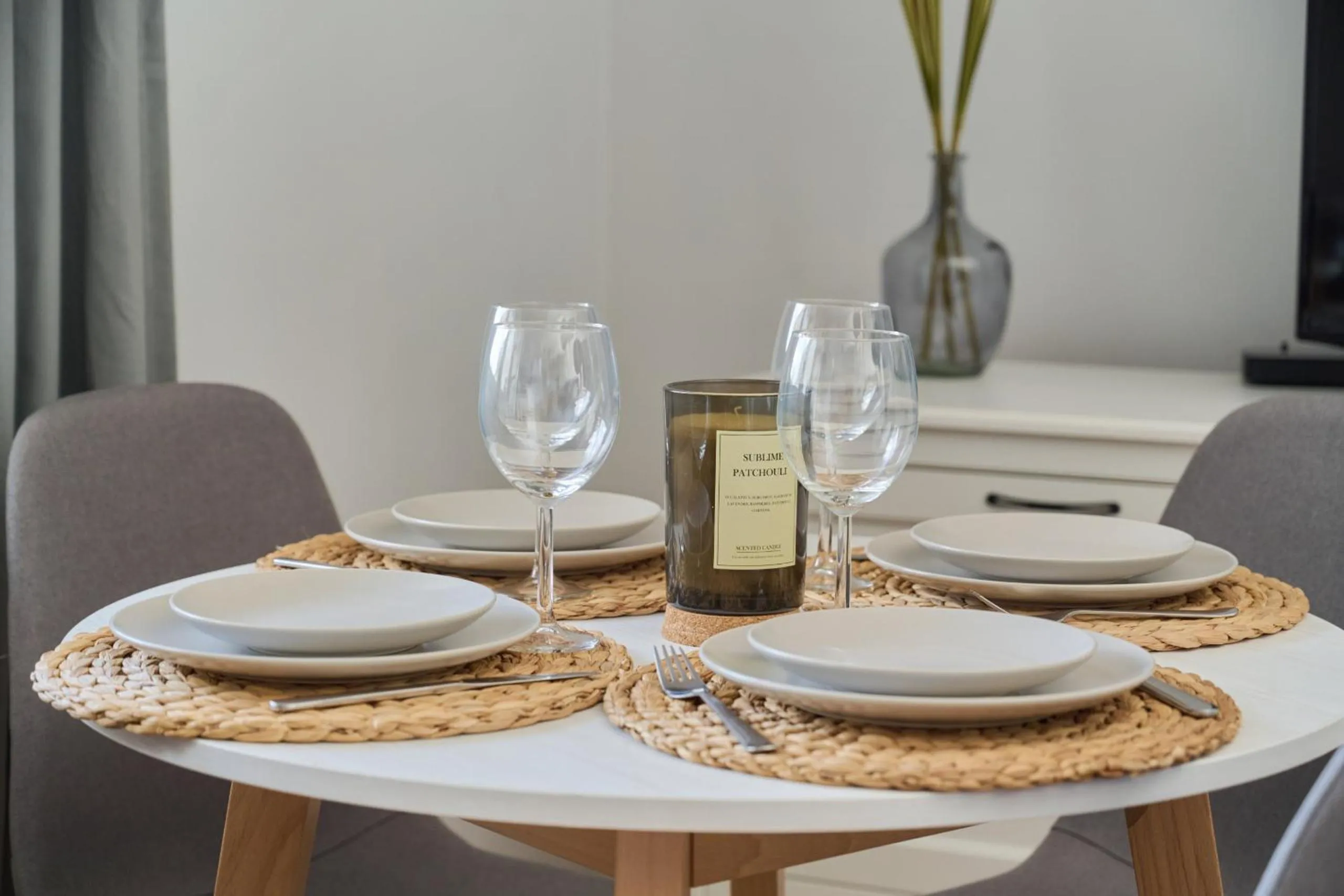 Peaceful Wrocław Apartment for 4 Guests with Balcony by Noclegi Renters