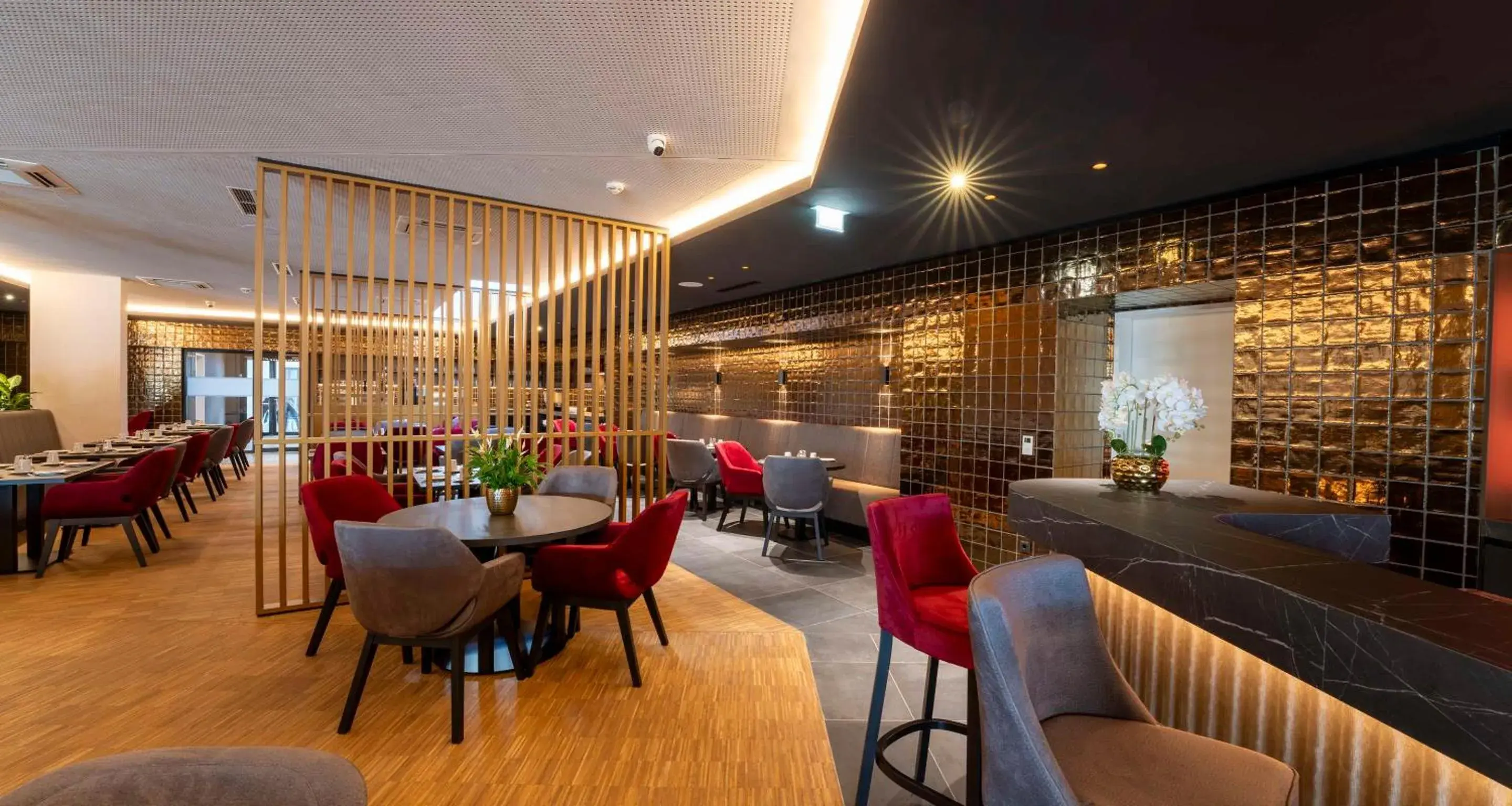 Lounge or bar in PLAZA INN Wiener Neustadt, BW Signature Collection Lounge or bar in PLAZA INN Wiener Neustadt, BW Signature Collection