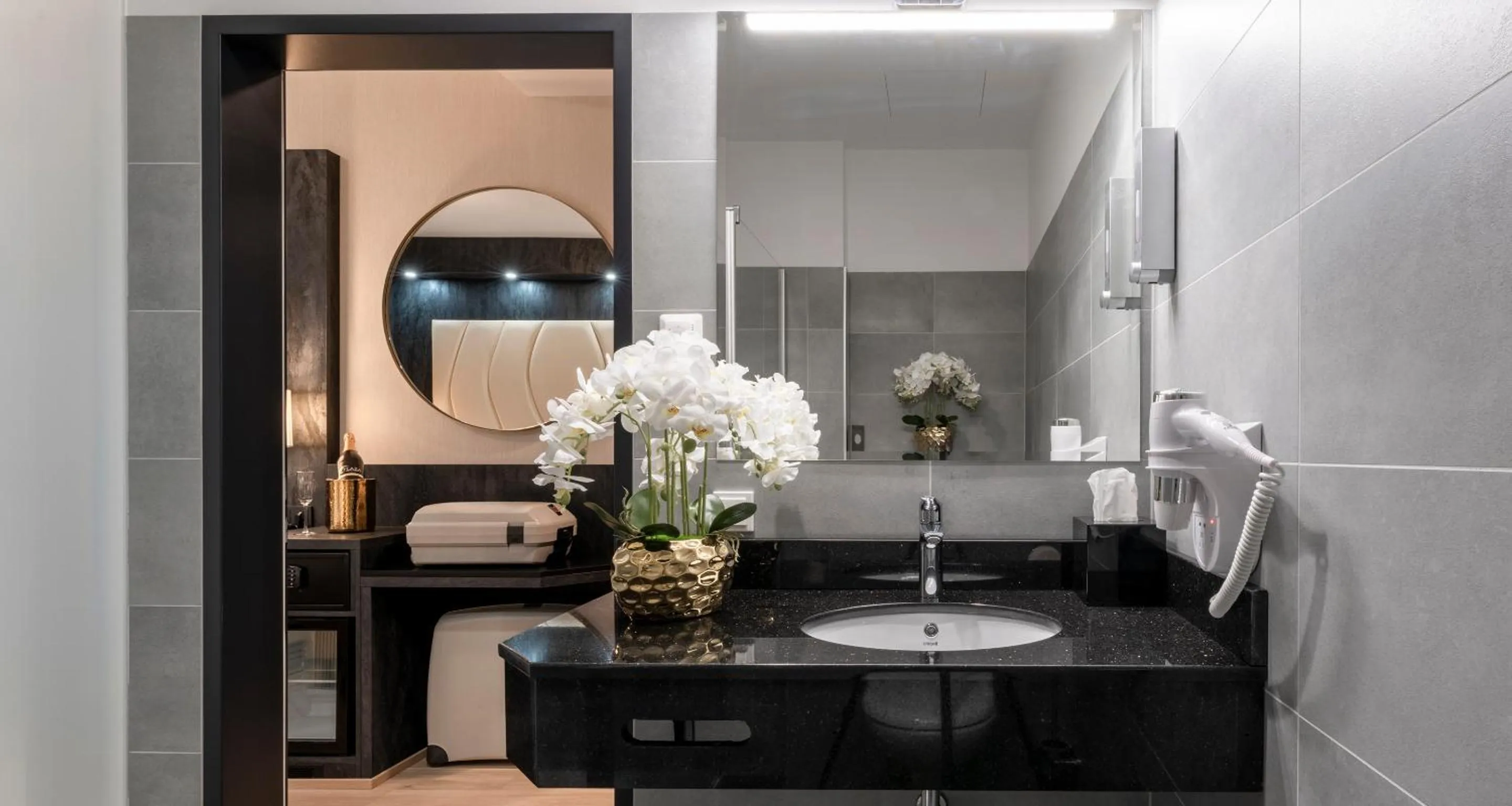 Bathroom in PLAZA INN Wiener Neustadt, BW Signature Collection