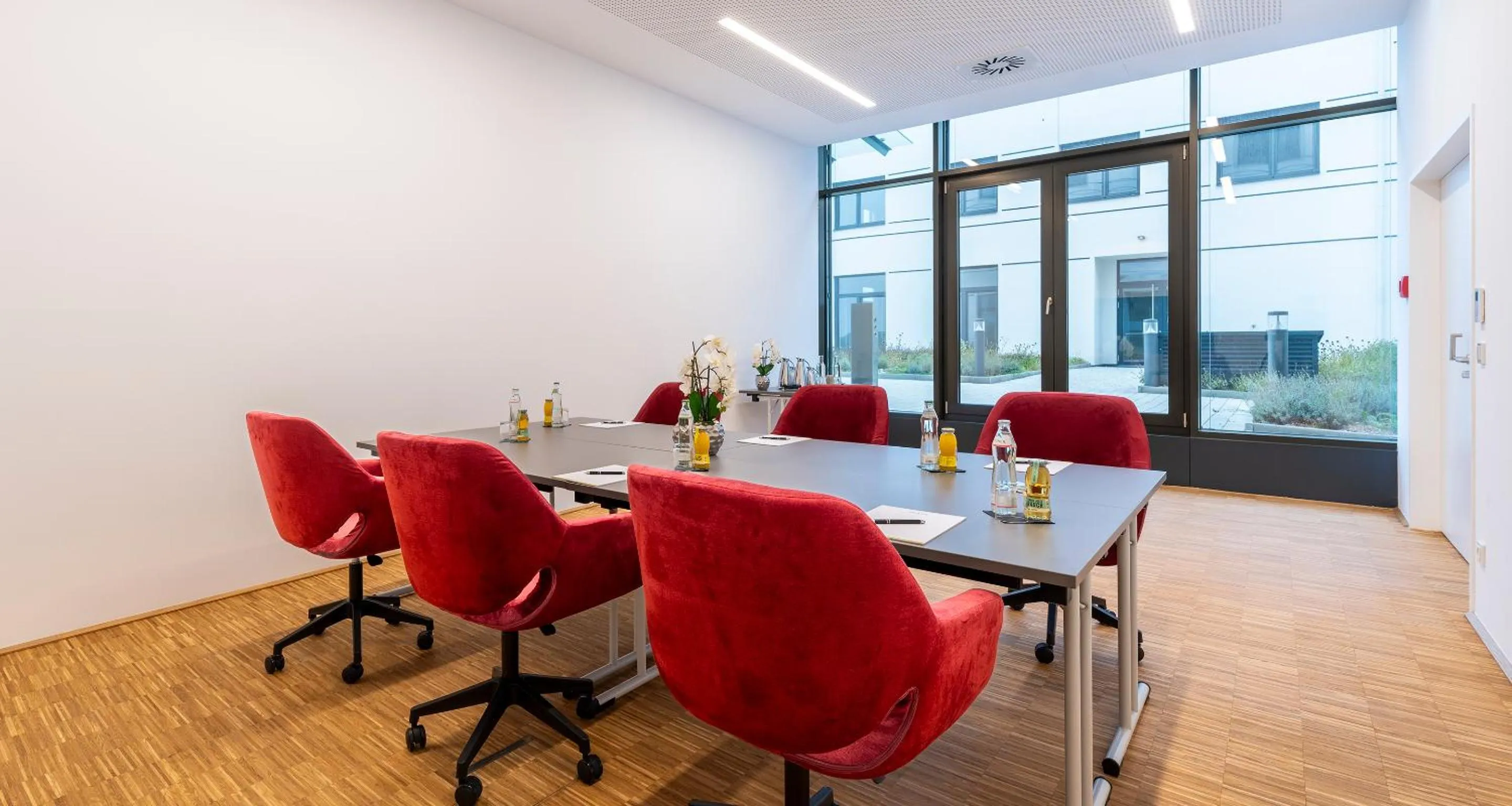 Meeting/conference room in PLAZA INN Wiener Neustadt, BW Signature Collection