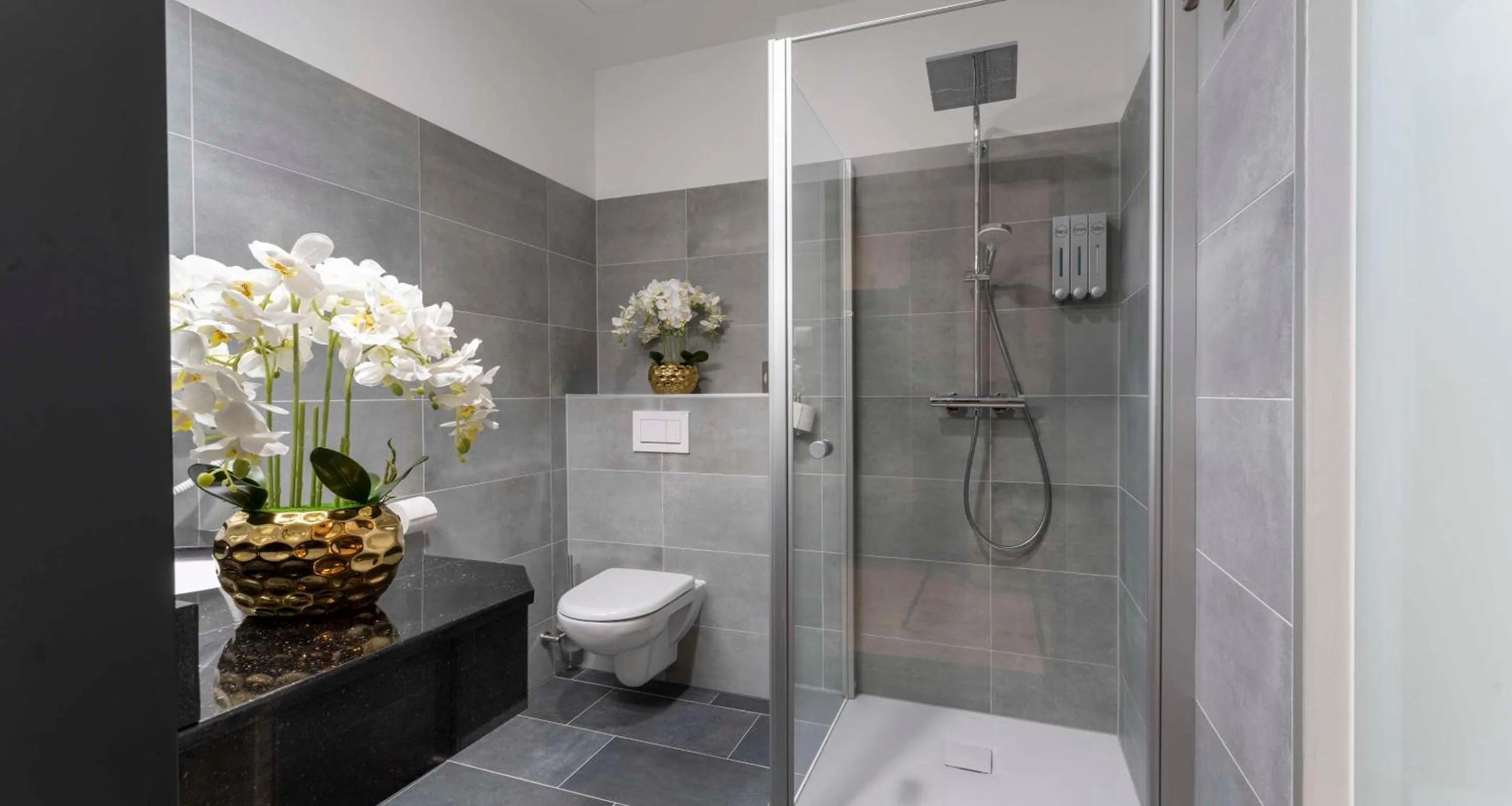 Bathroom in PLAZA INN Wiener Neustadt, BW Signature Collection