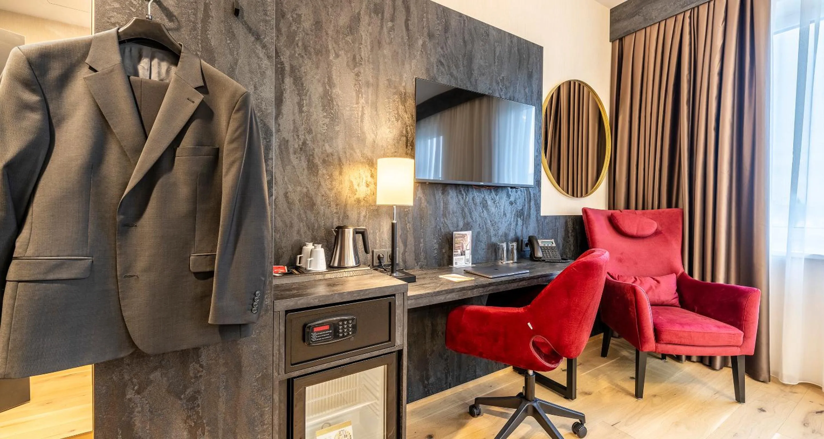 TV and multimedia in PLAZA INN Wiener Neustadt, BW Signature Collection