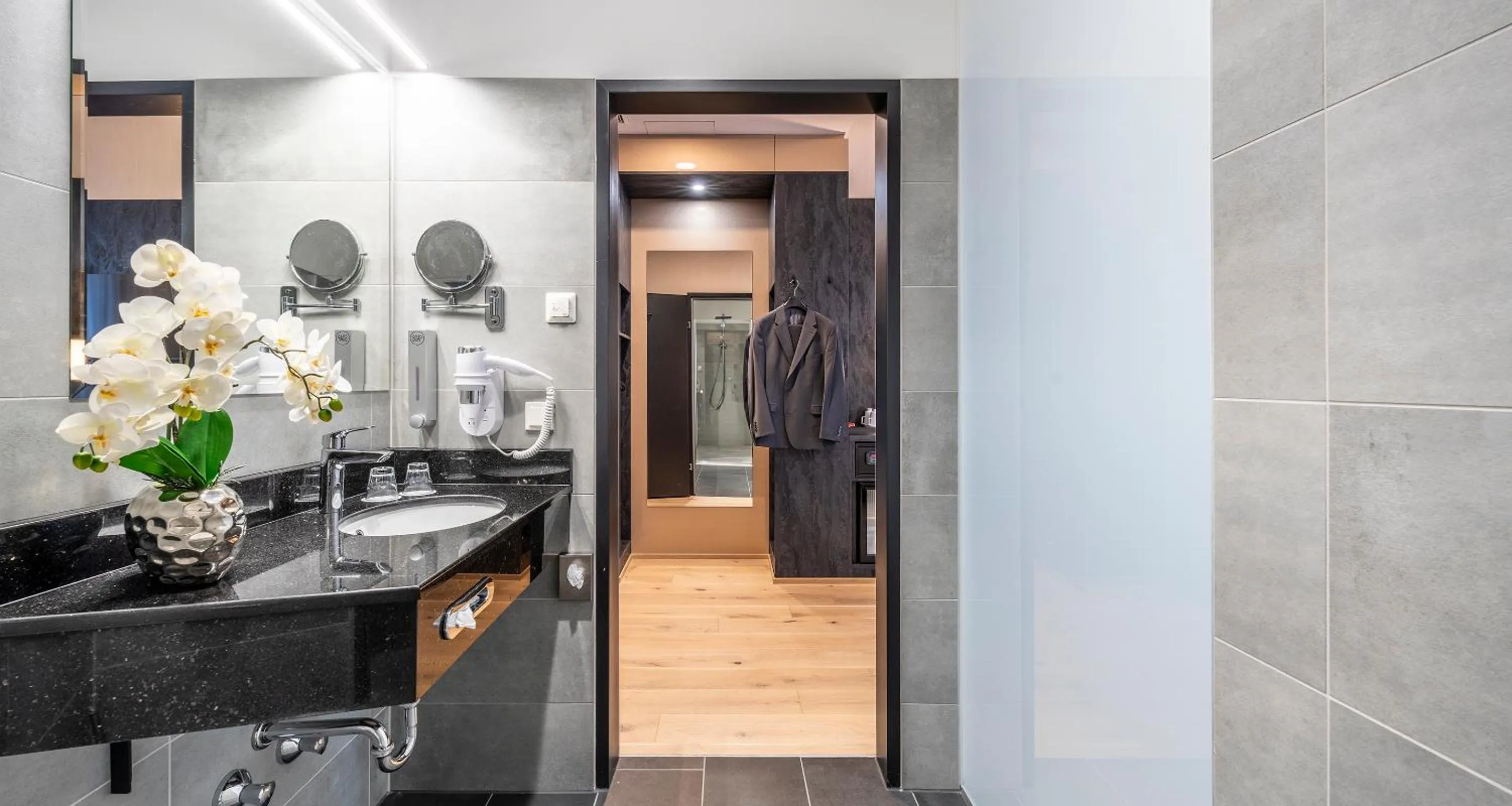 Bathroom in PLAZA INN Wiener Neustadt, BW Signature Collection