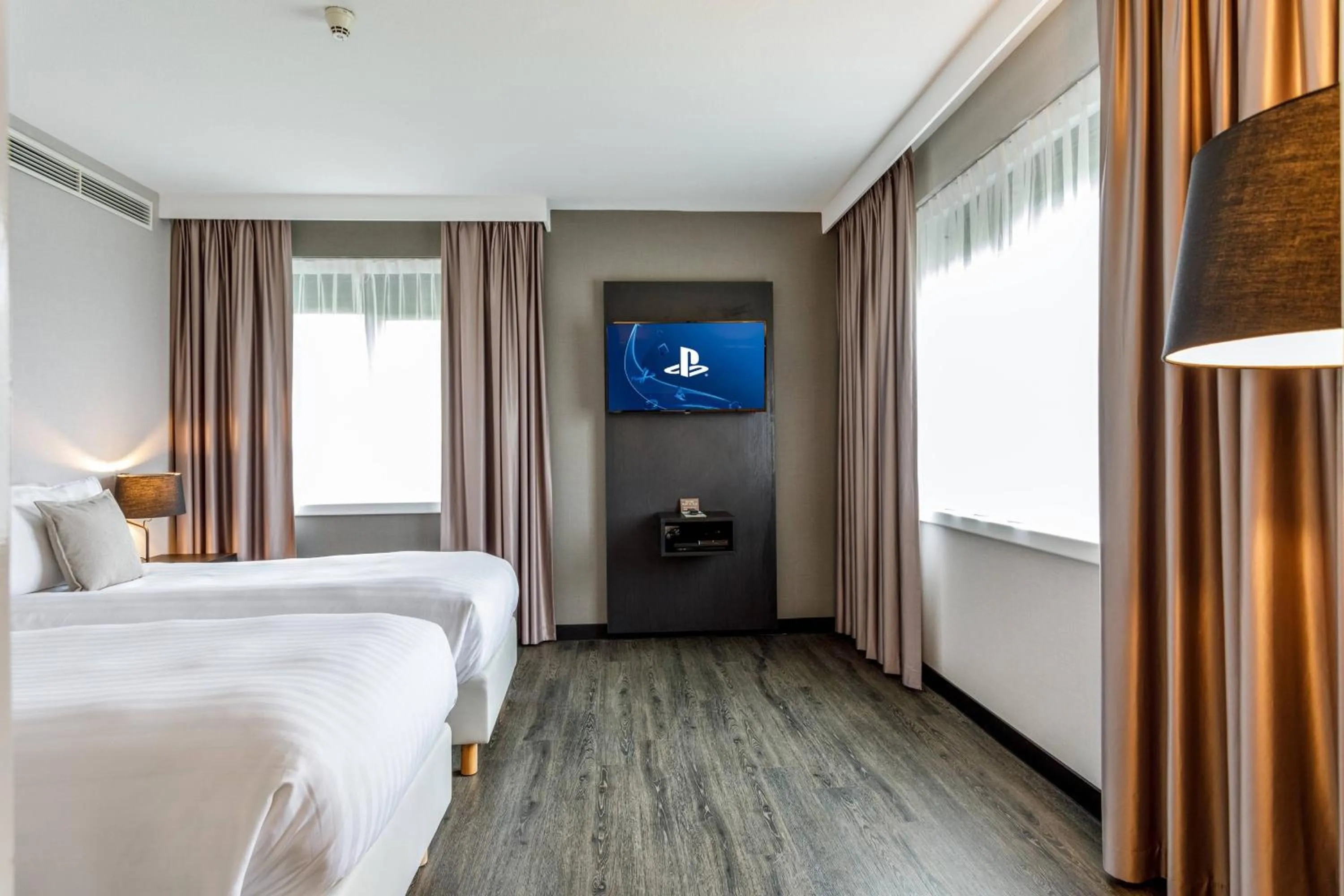 Bedroom, Bed in Courtyard by Marriott Amsterdam Airport