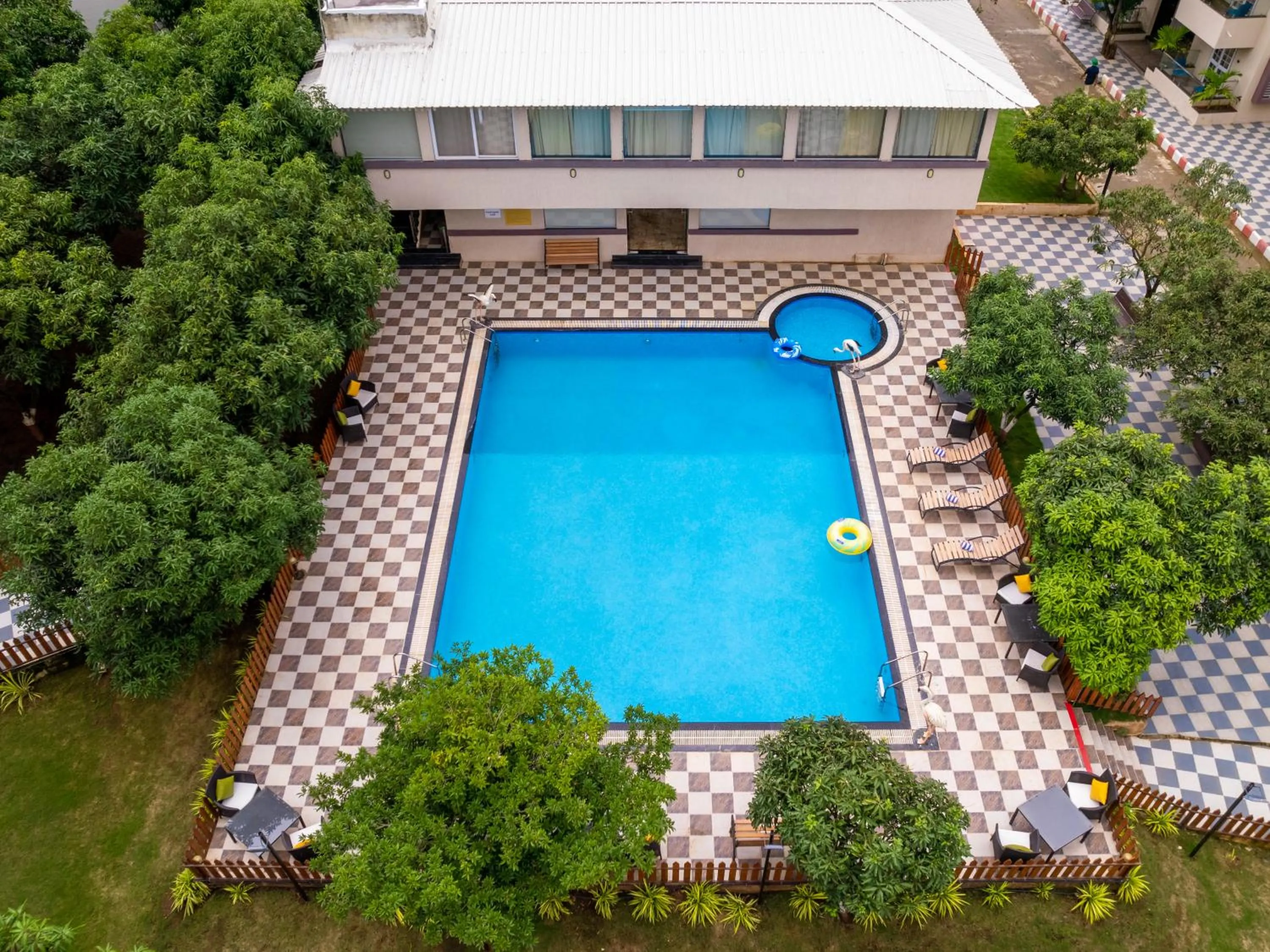 Freesia Resort by Express Inn