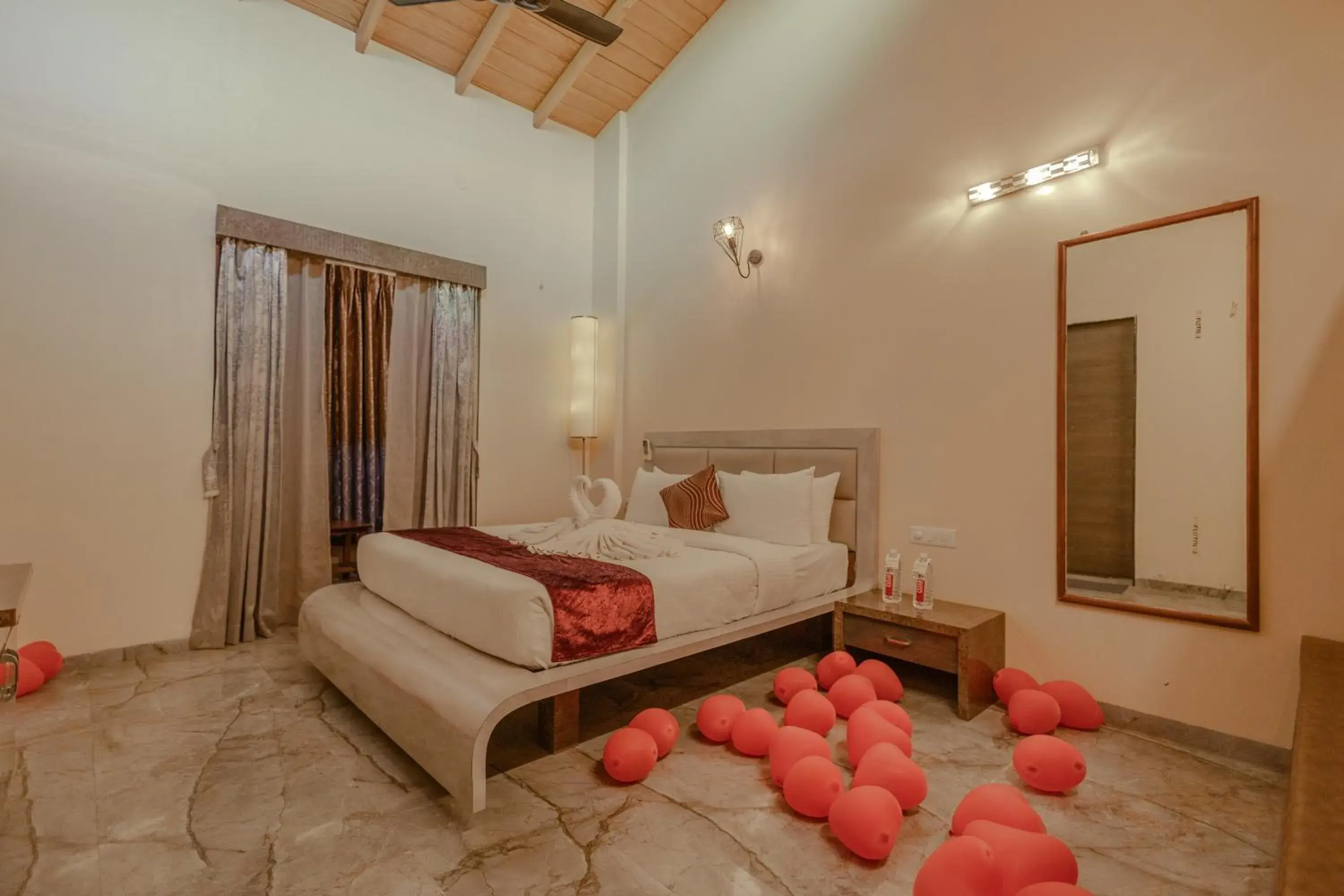 Bed in Freesia Resort by Express Inn Bed in Freesia Resort by Express Inn
