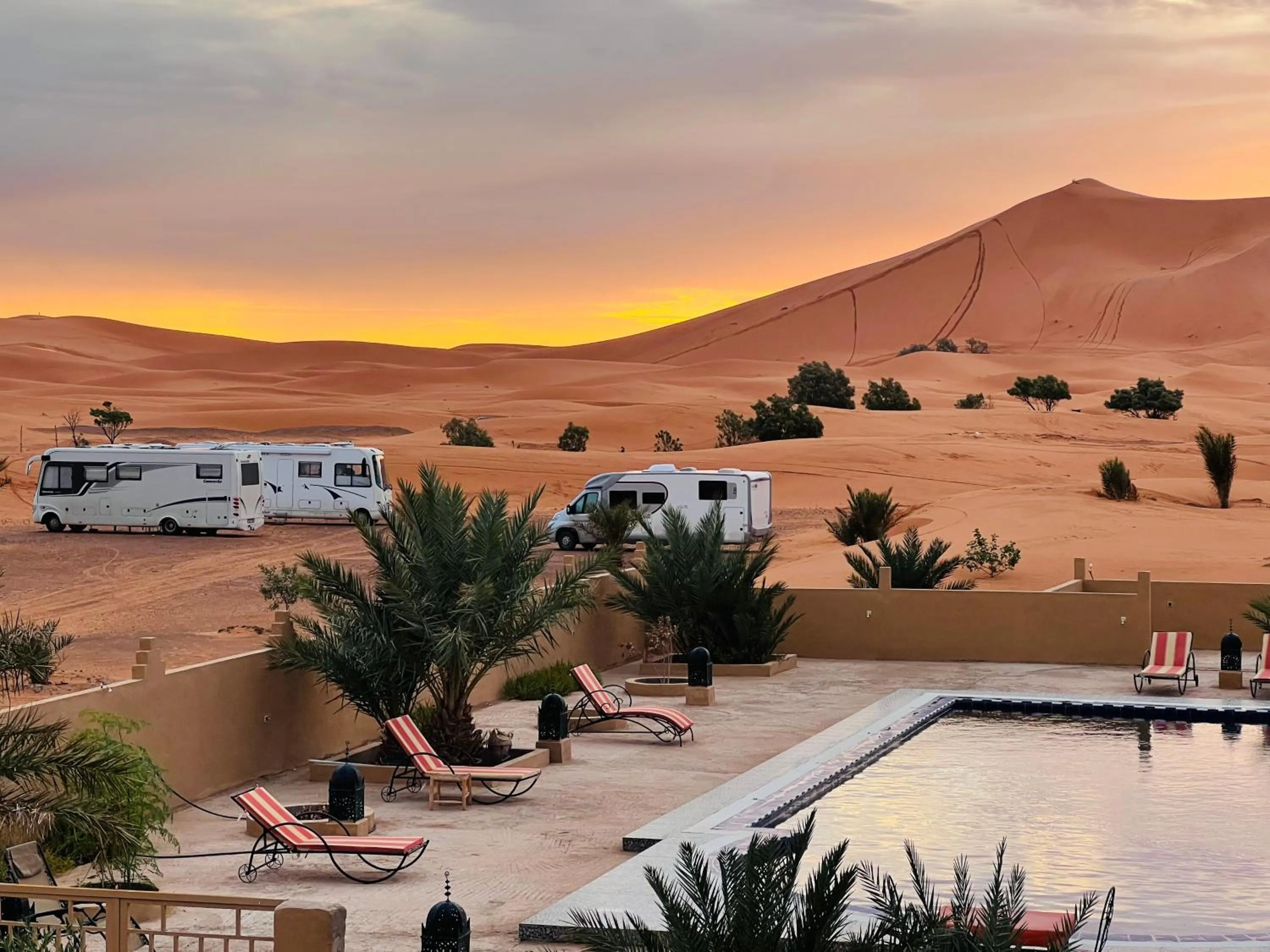 Day in Hotel Camping Les Roses Des Dunes & Piscine