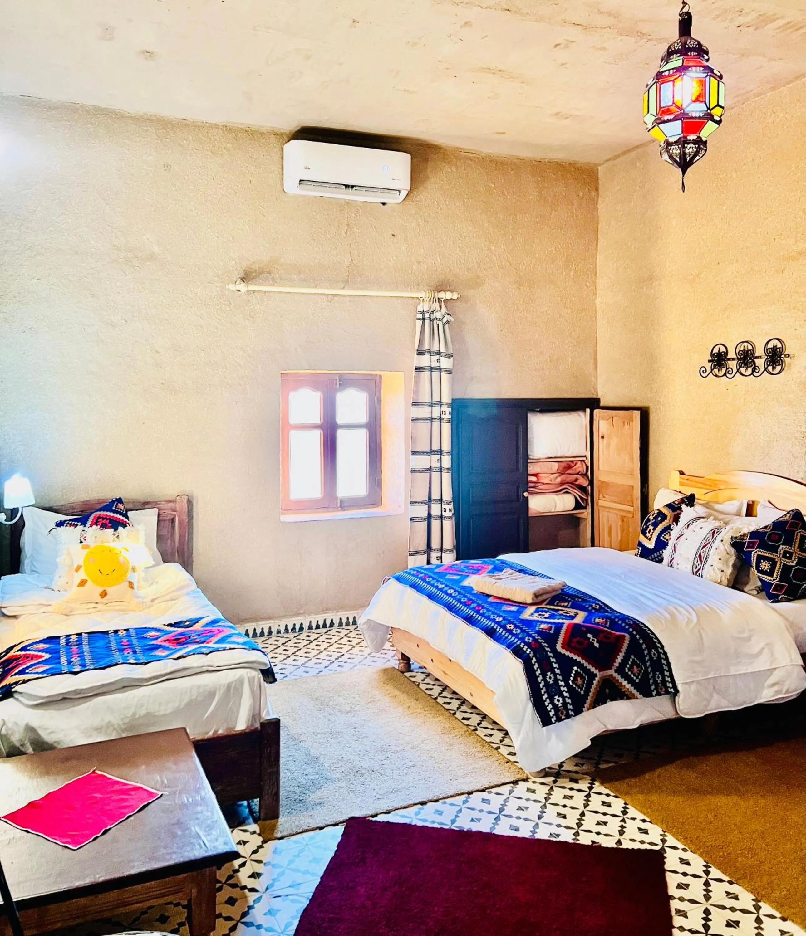 Bed in Hotel Camping Les Roses Des Dunes & Piscine