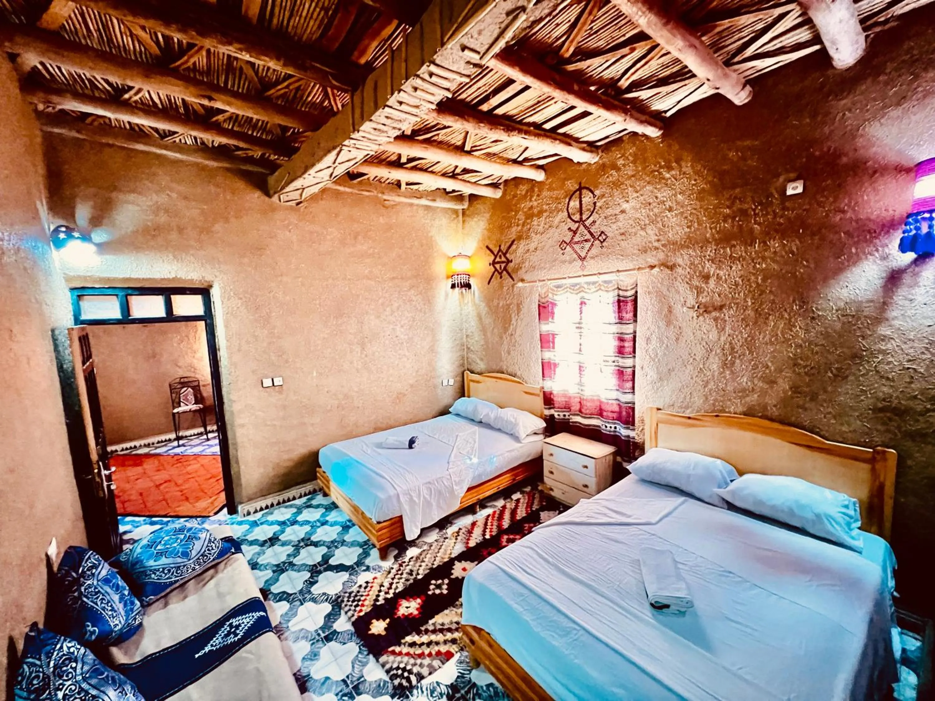 Bed in Hotel Camping Les Roses Des Dunes & Piscine