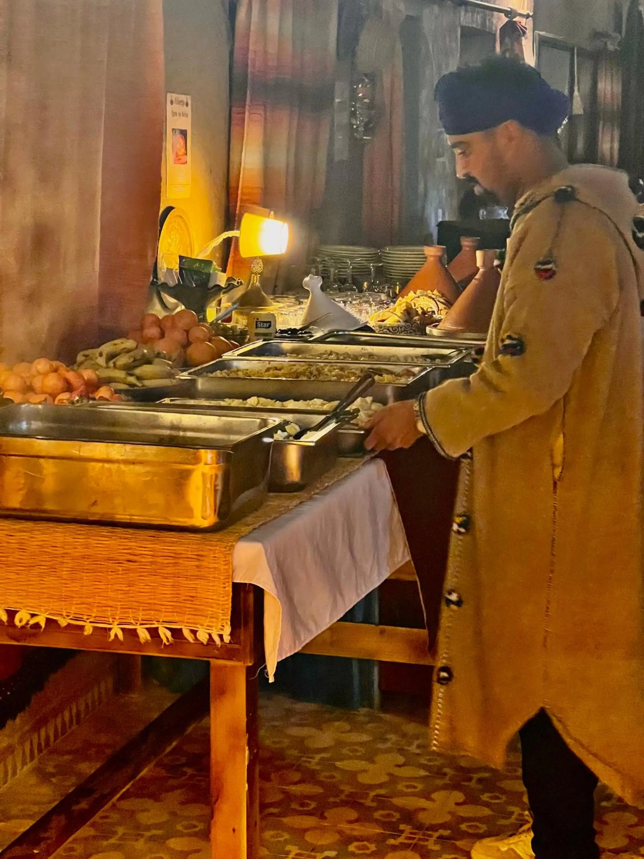 Buffet breakfast in Hotel Camping Les Roses Des Dunes & Piscine