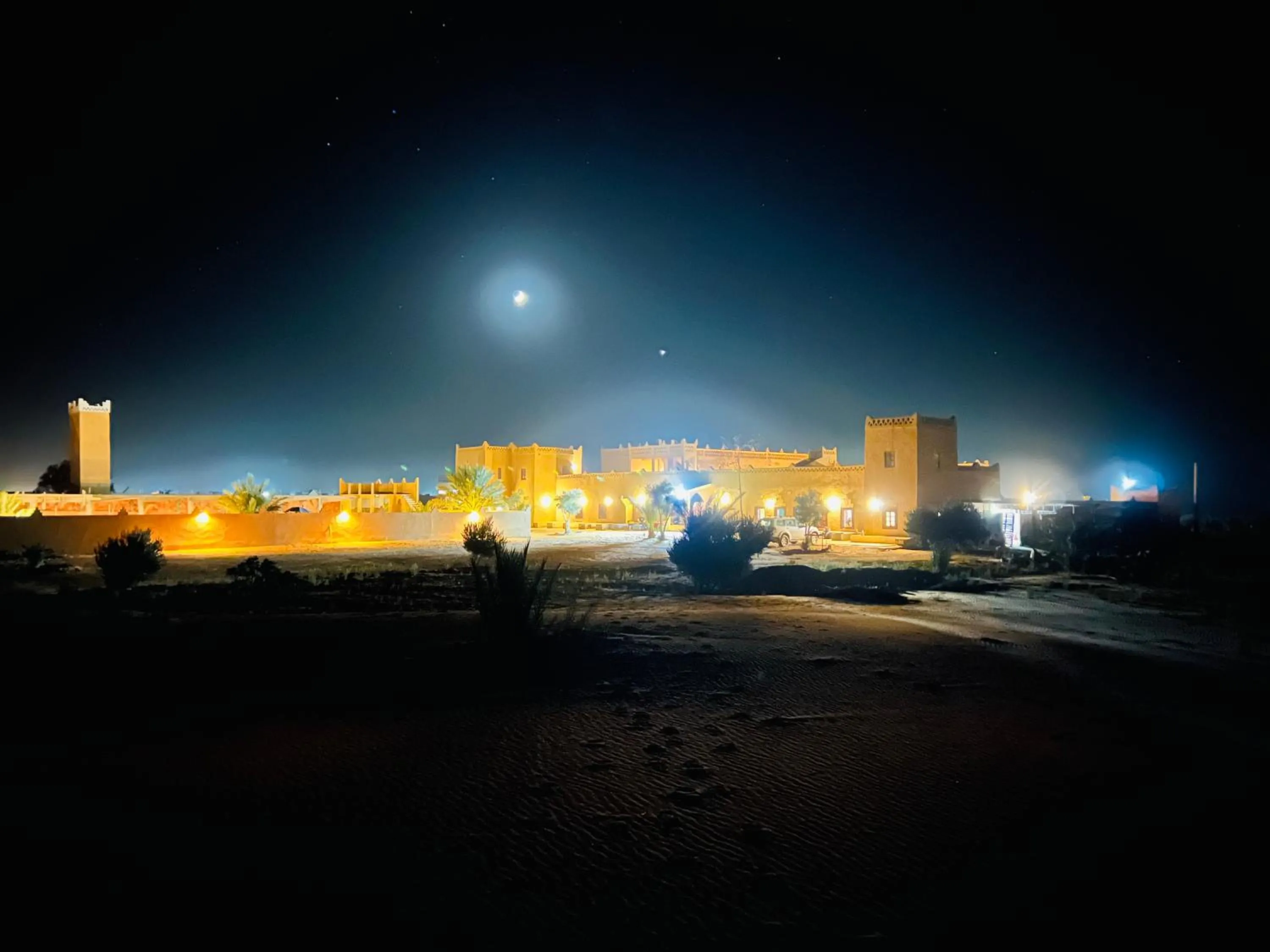 Night in Hotel Camping Les Roses Des Dunes & Piscine