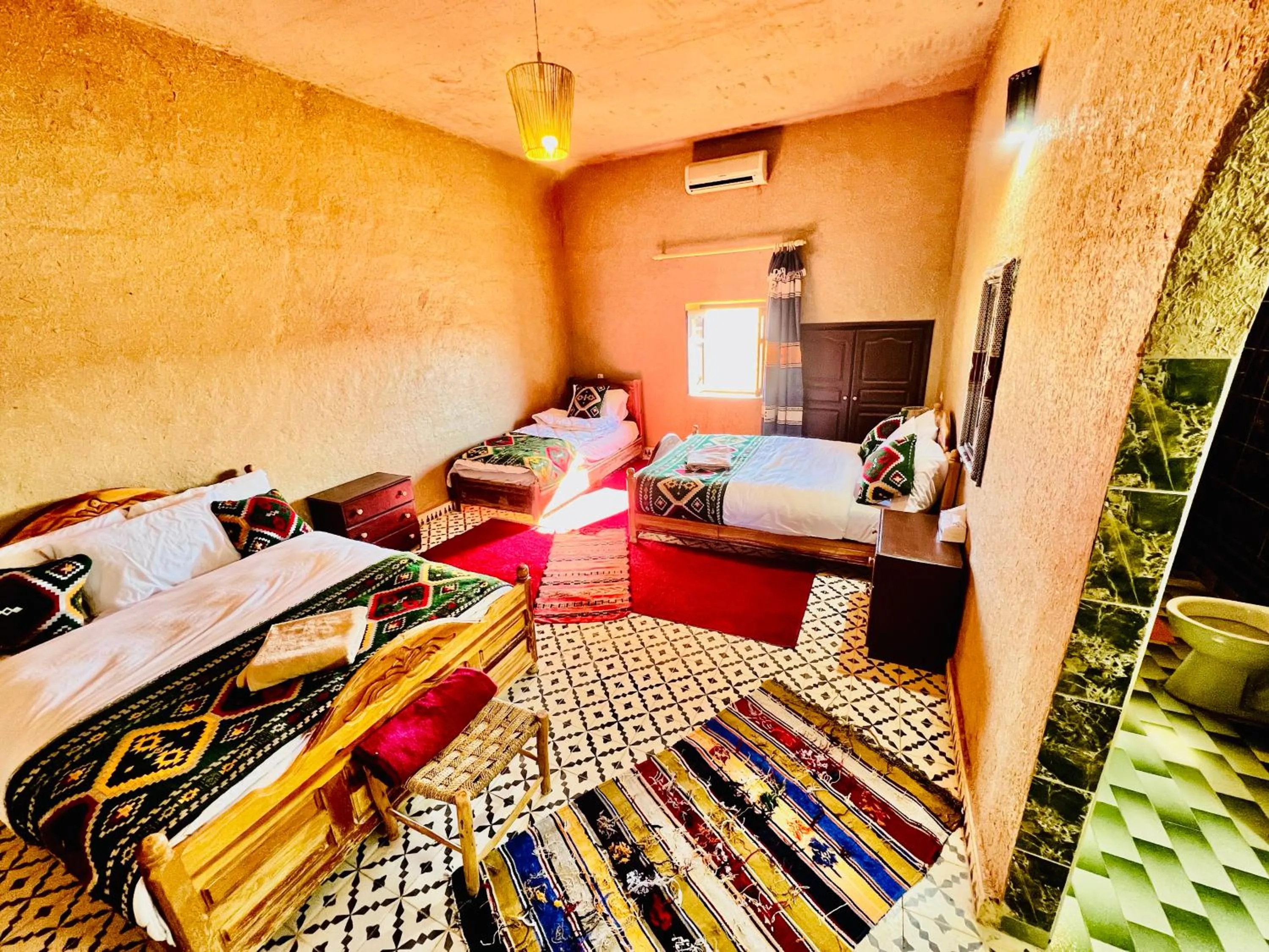 Bed in Hotel Camping Les Roses Des Dunes & Piscine