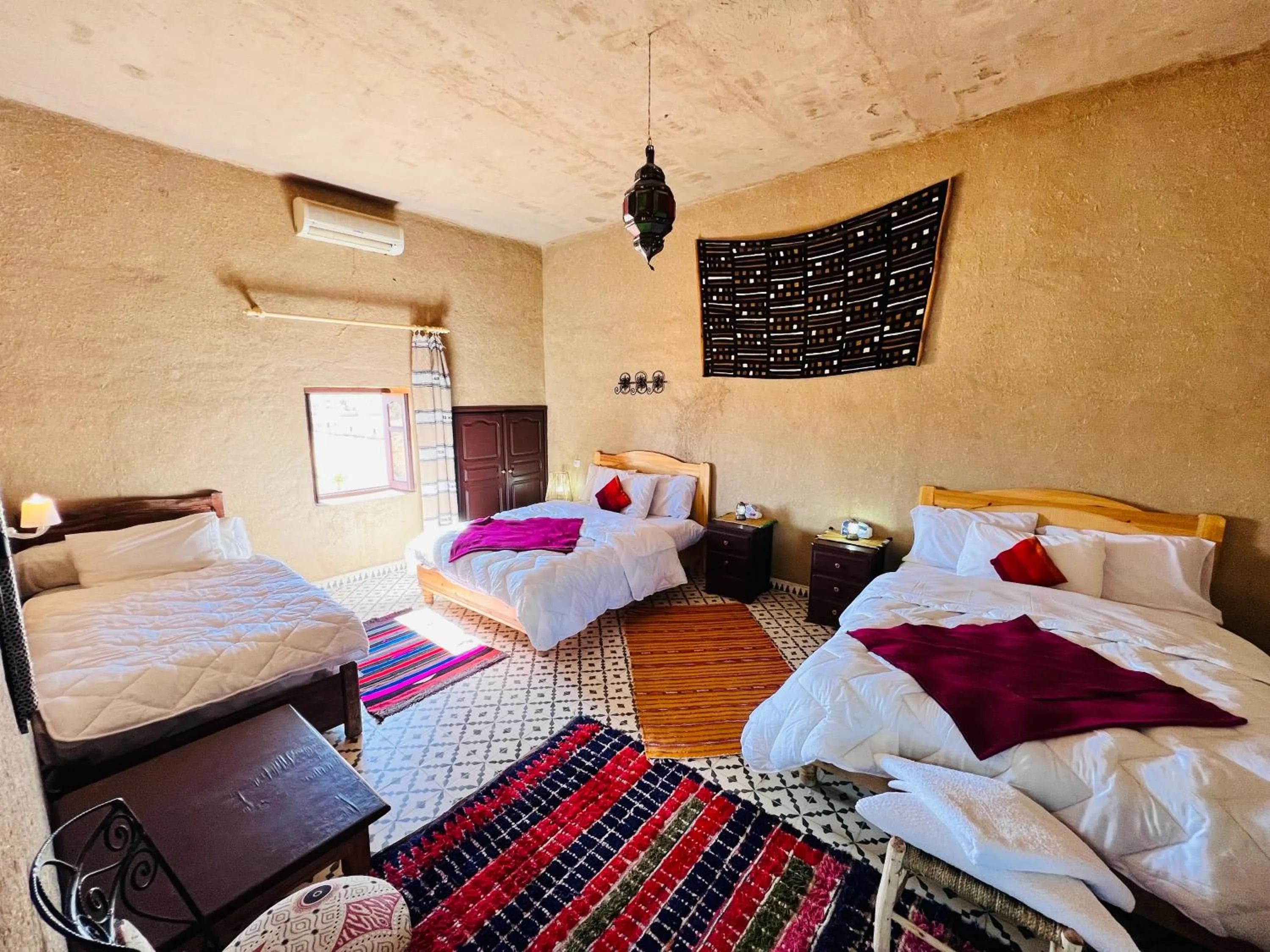 Bed in Hotel Camping Les Roses Des Dunes & Piscine