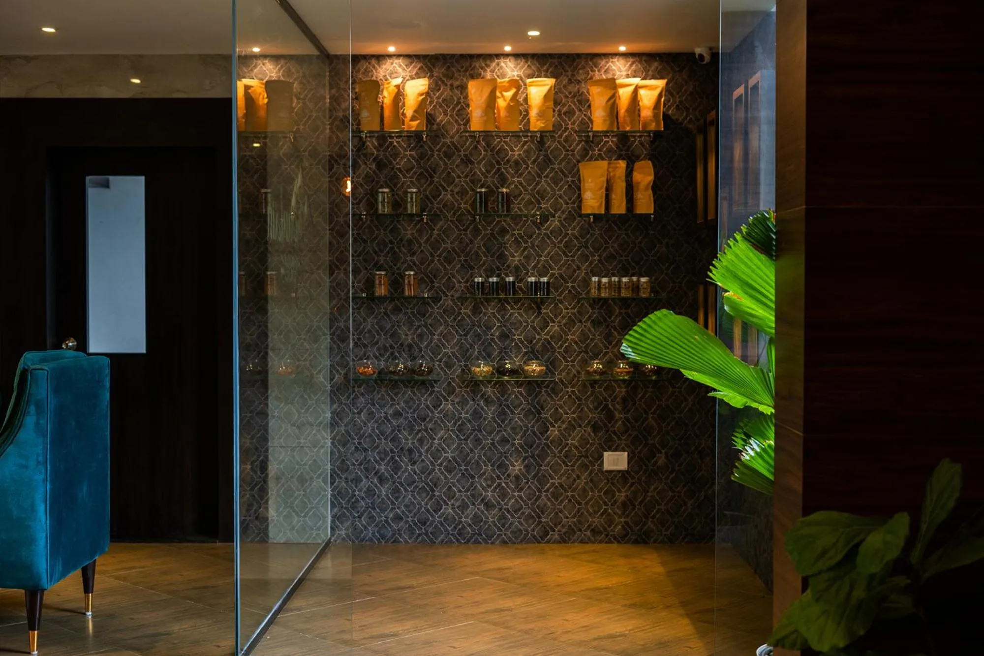 Shopping Area in Viceroy Luxury Mountain Resort and Spa