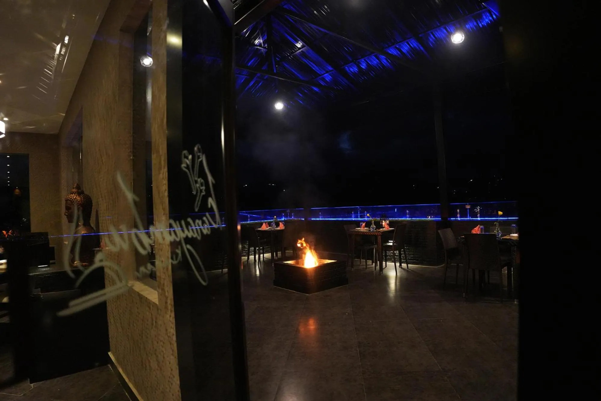 Restaurant/places to eat in Viceroy Luxury Mountain Resort and Spa